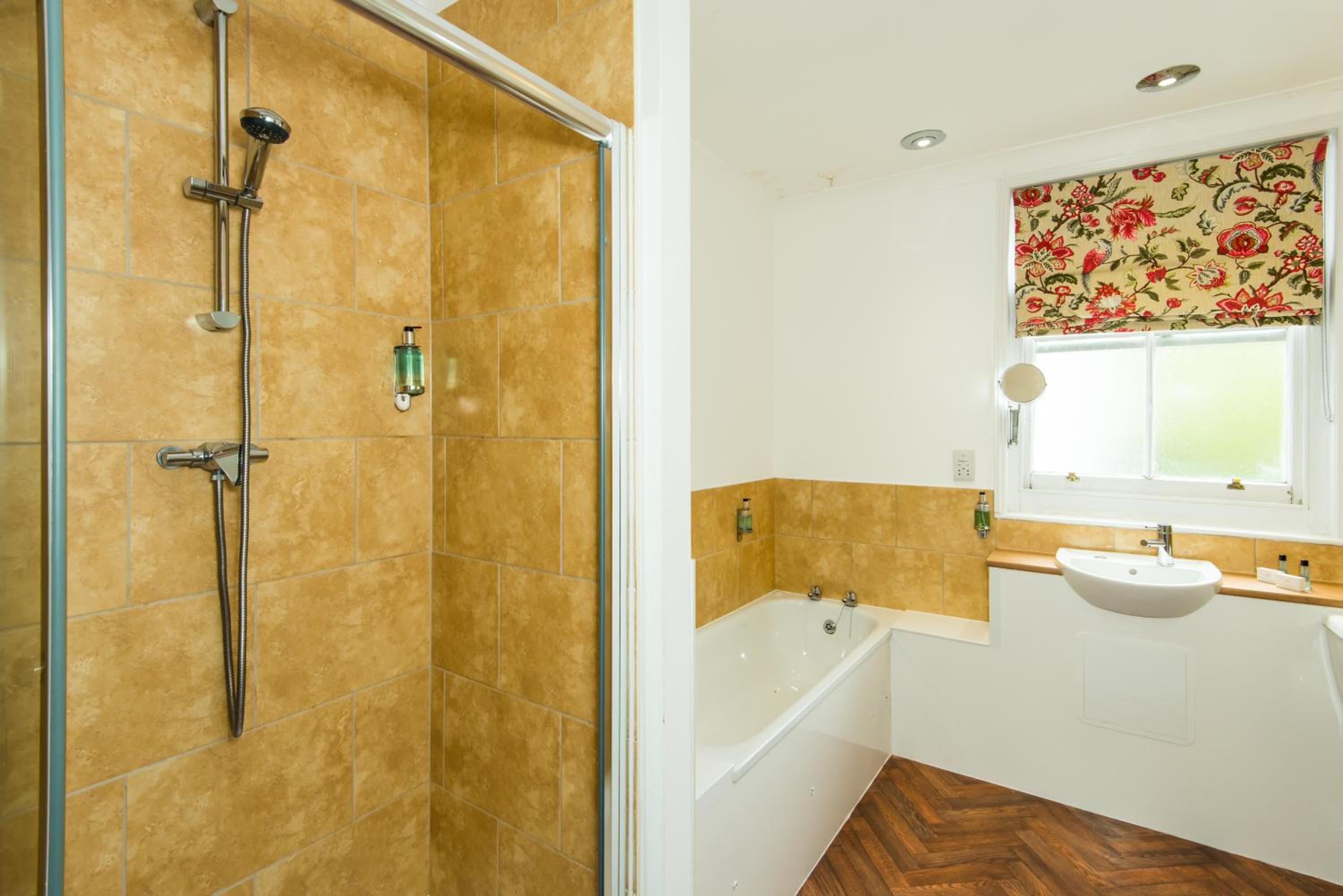 Club Double or Twin Room - Photo 3