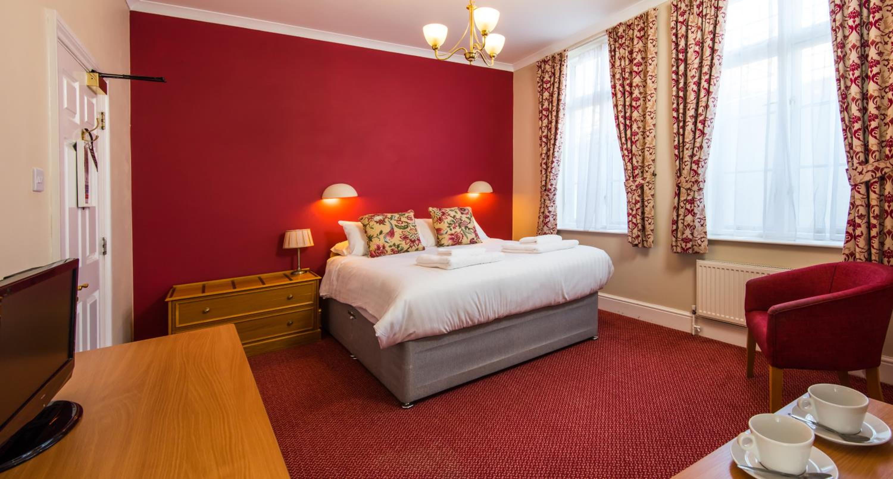 Double Room - Photo 2
