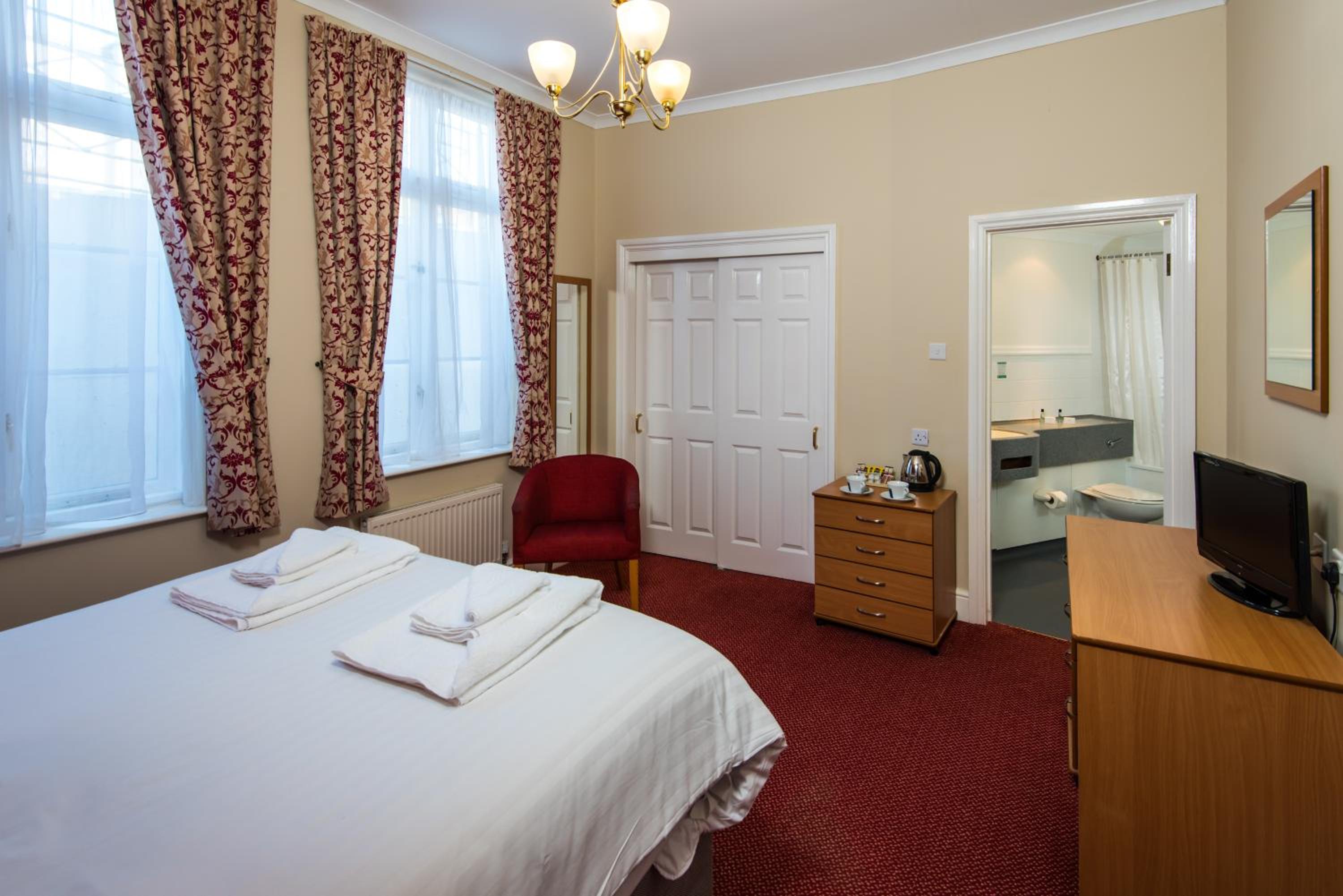 Double Room - Photo 3