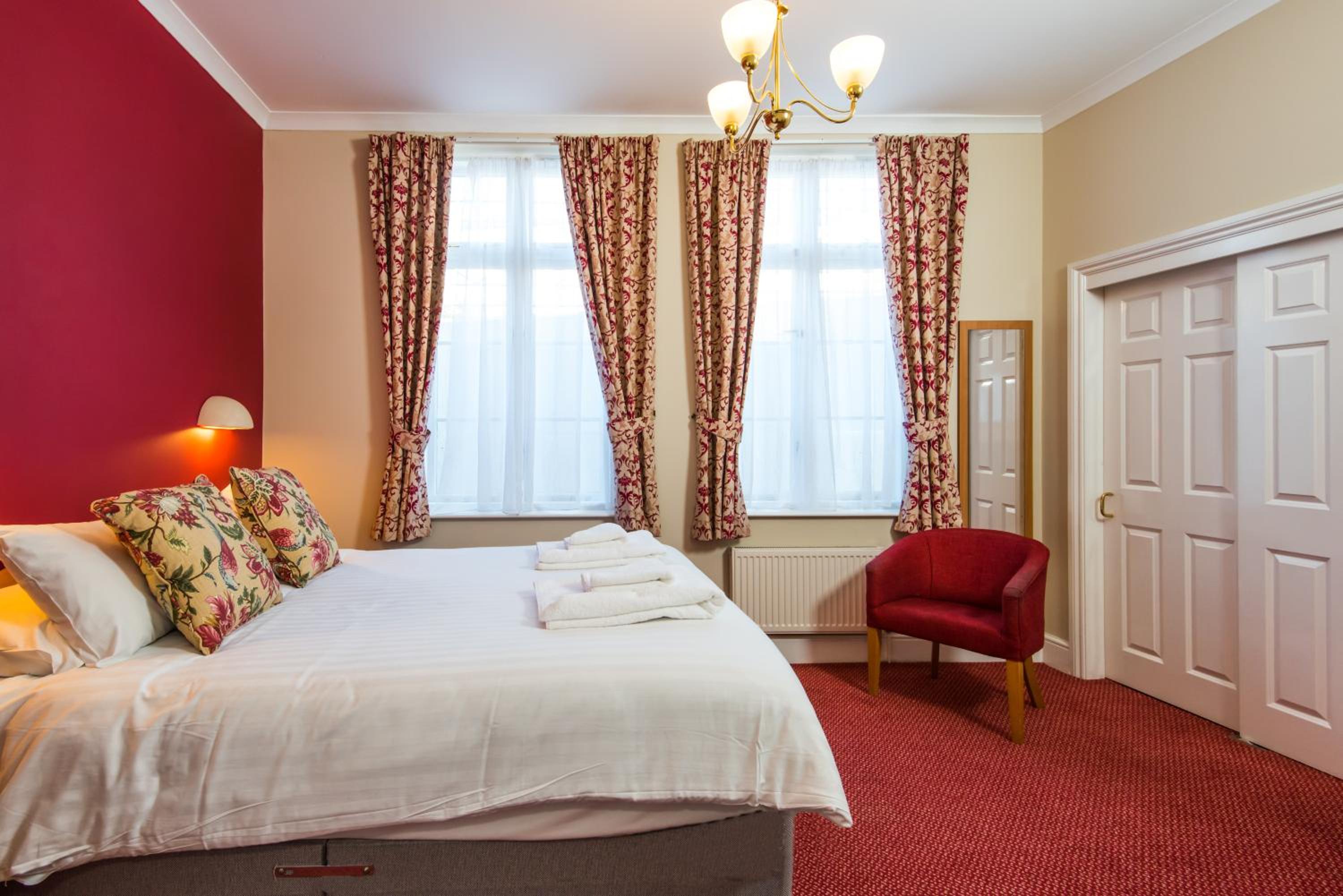 Double Room - Photo 4