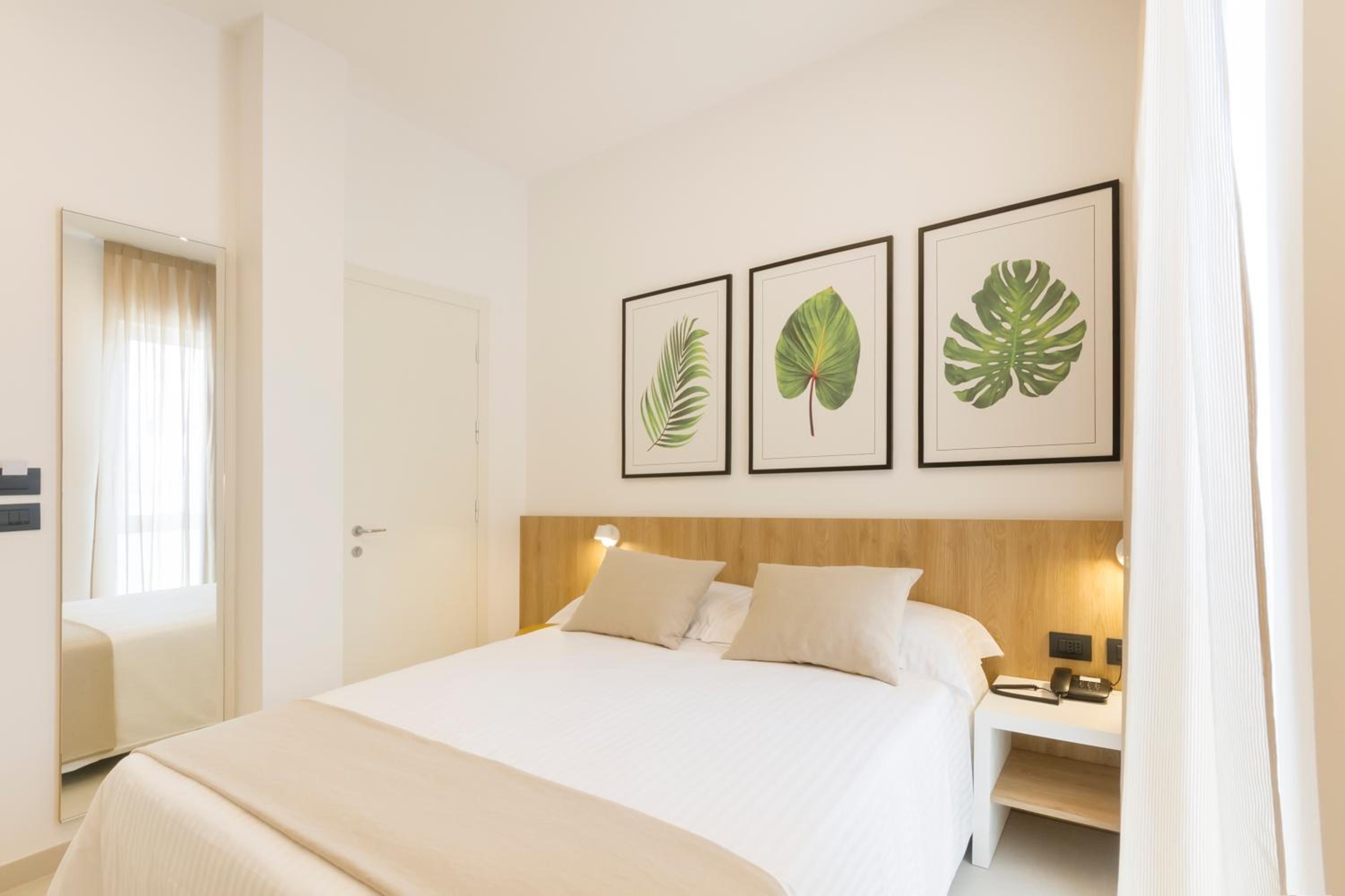 Economy Double Room - Photo 4