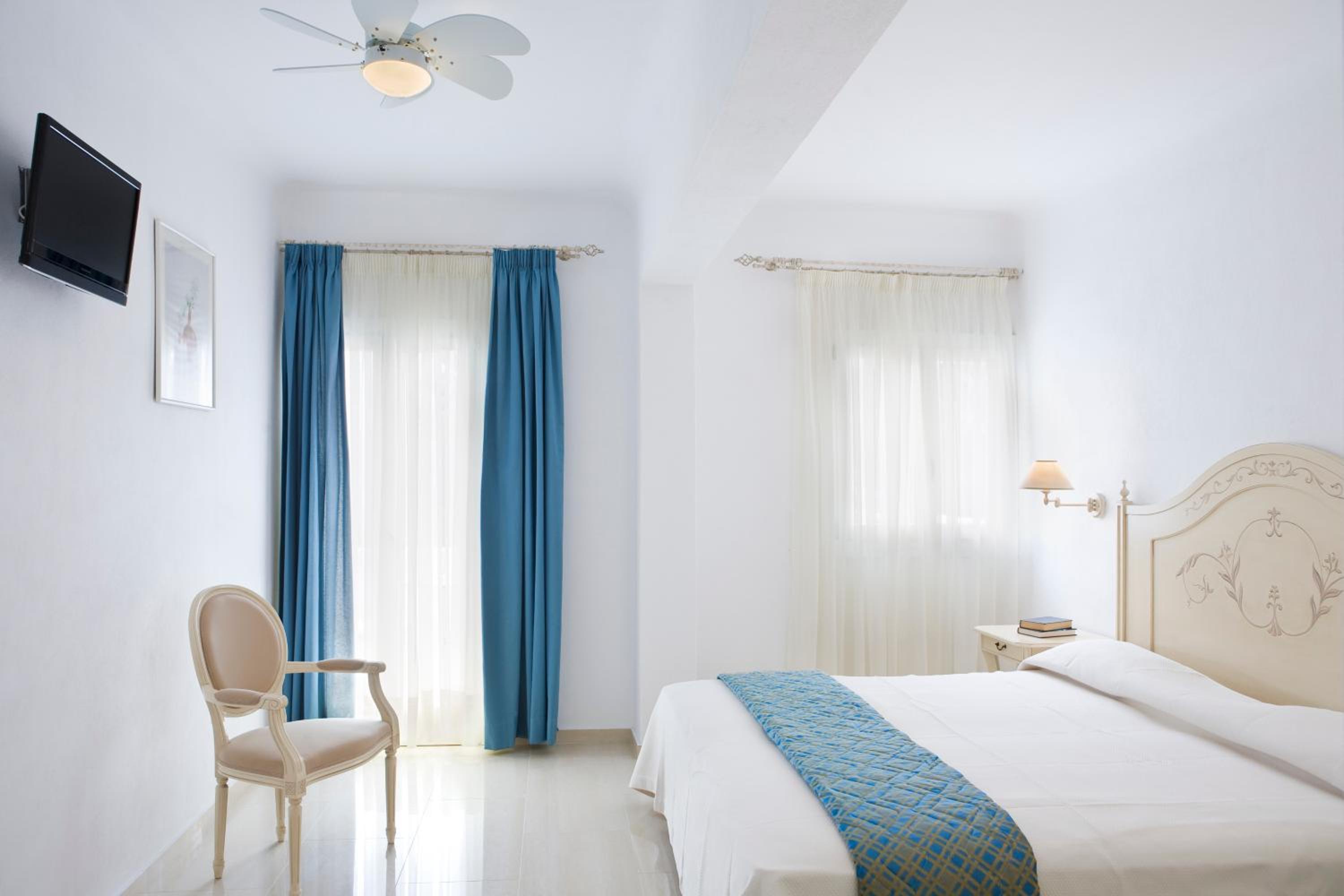 Superior Double Room - Photo 2