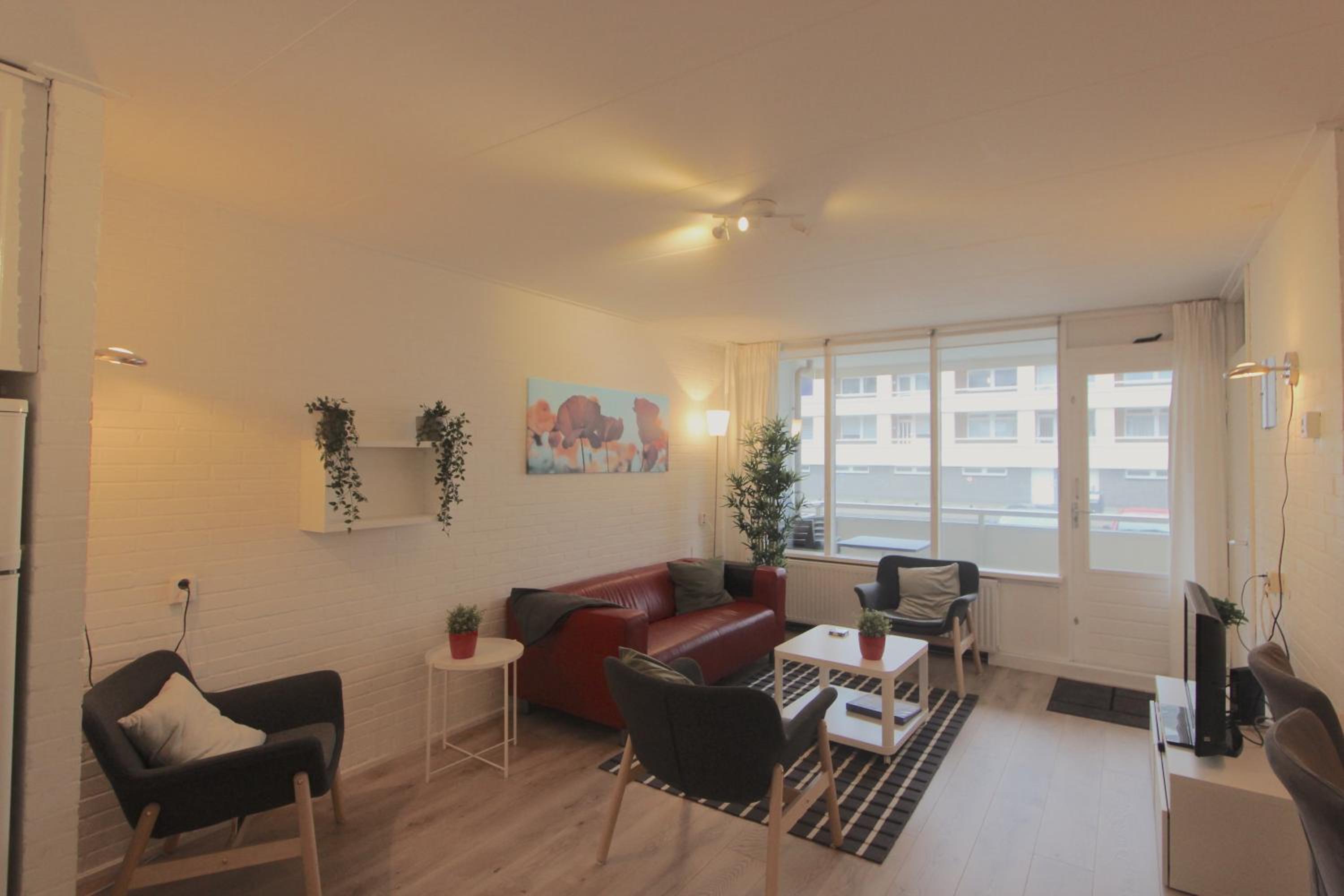 Three-Bedroom Apartment photo 1