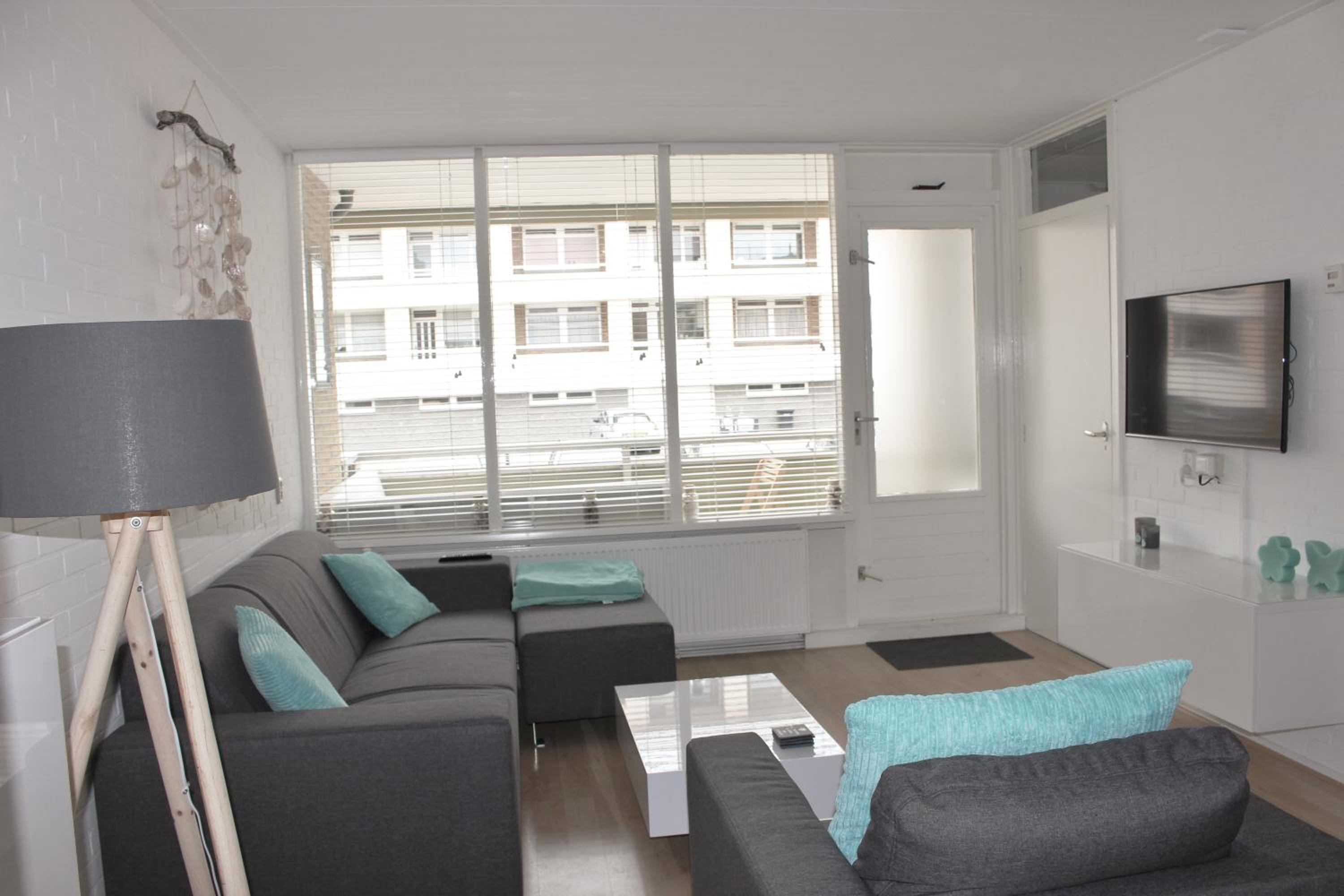 Two-Bedroom Apartment with Balcony photo 3