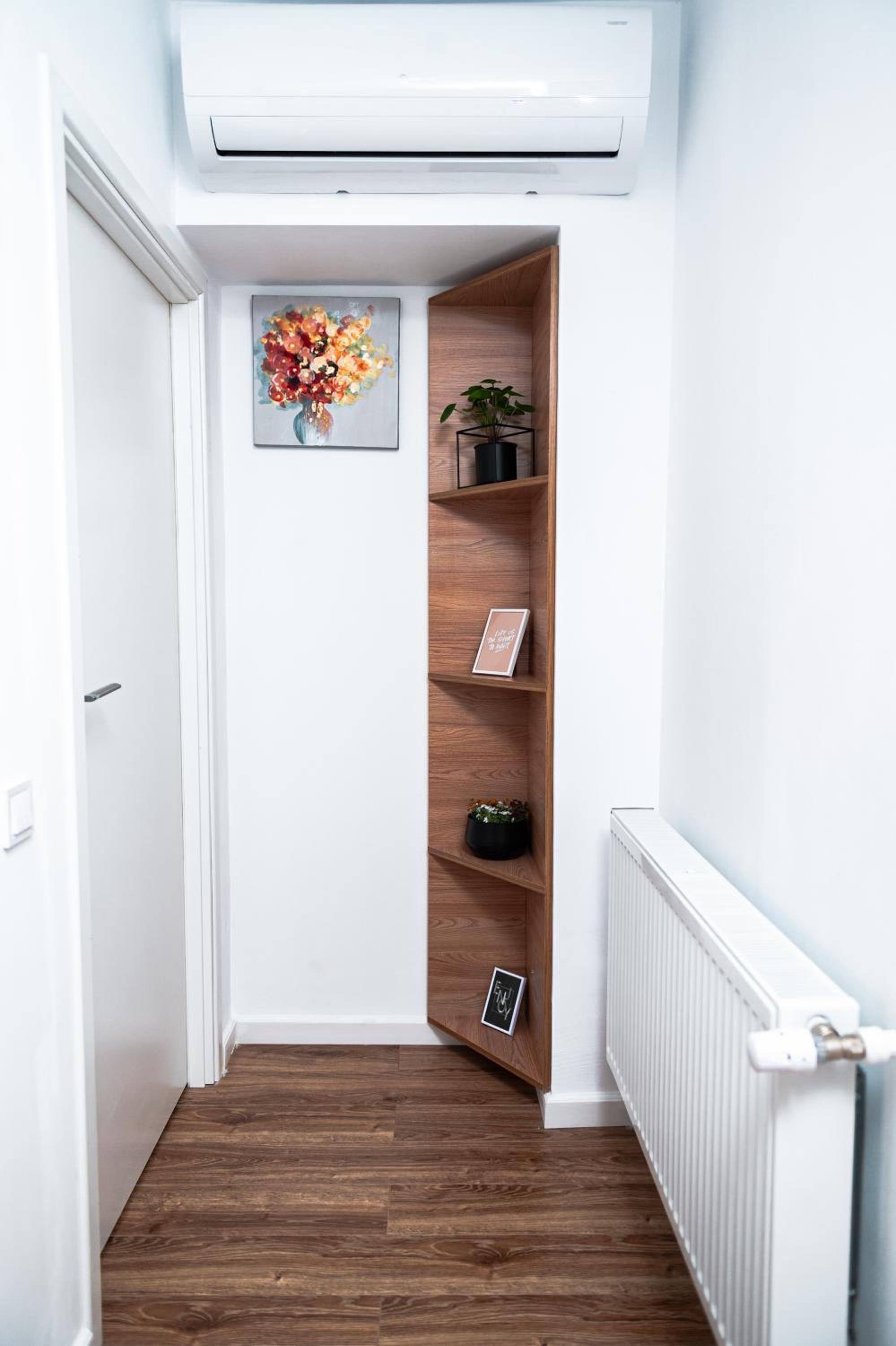 Two-Bedroom Apartment - Photo 18