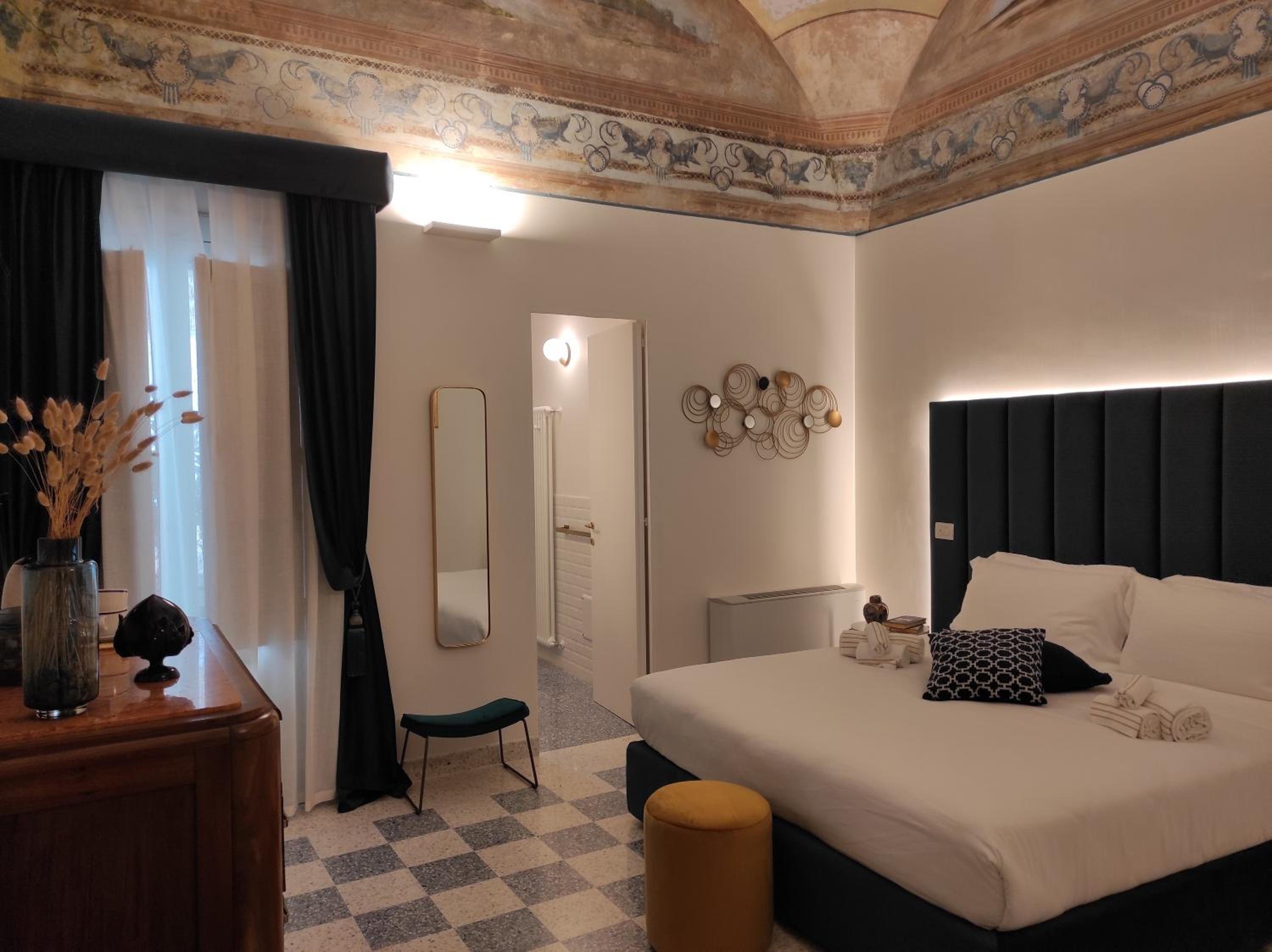 Queen Room