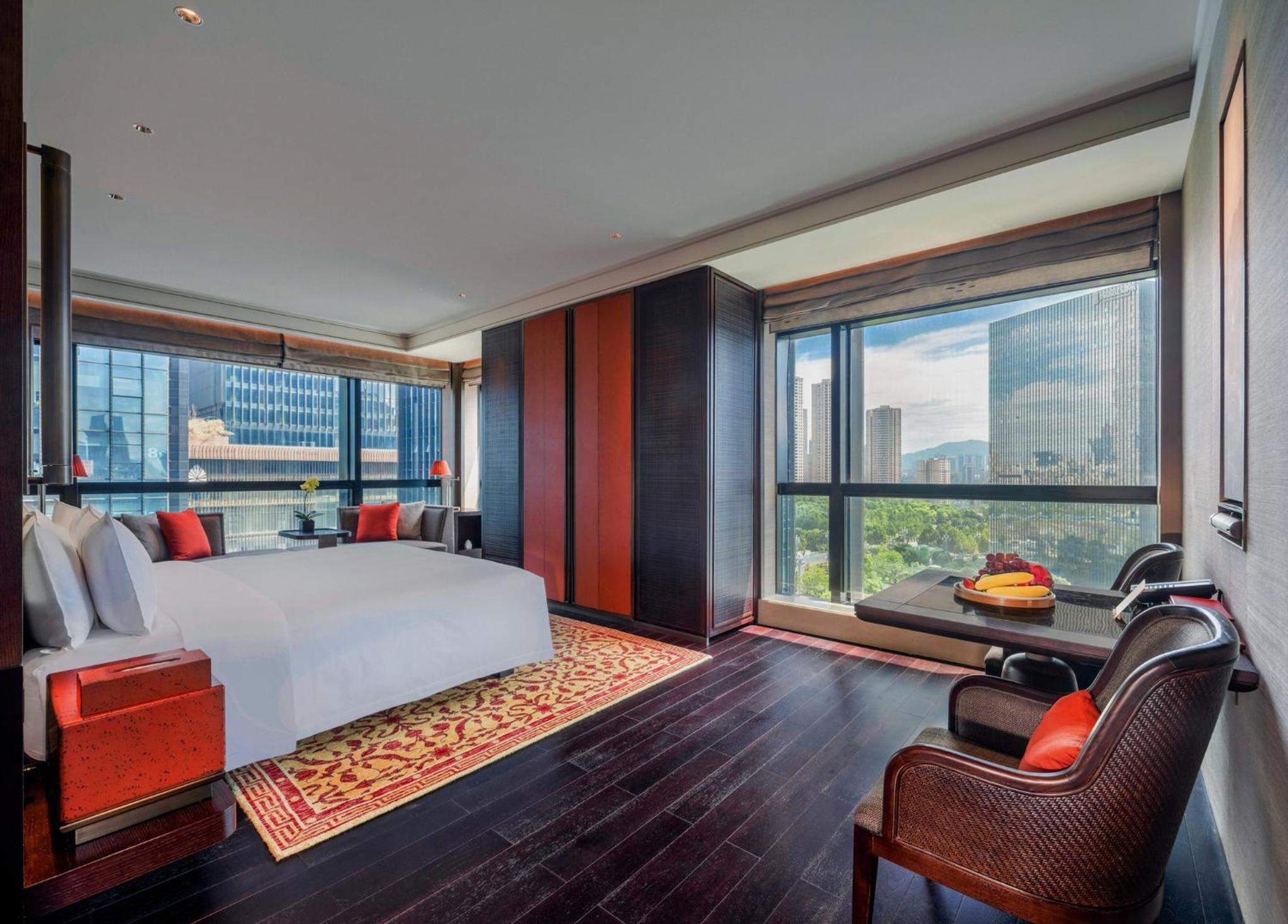 King Room with Garden View photo 2