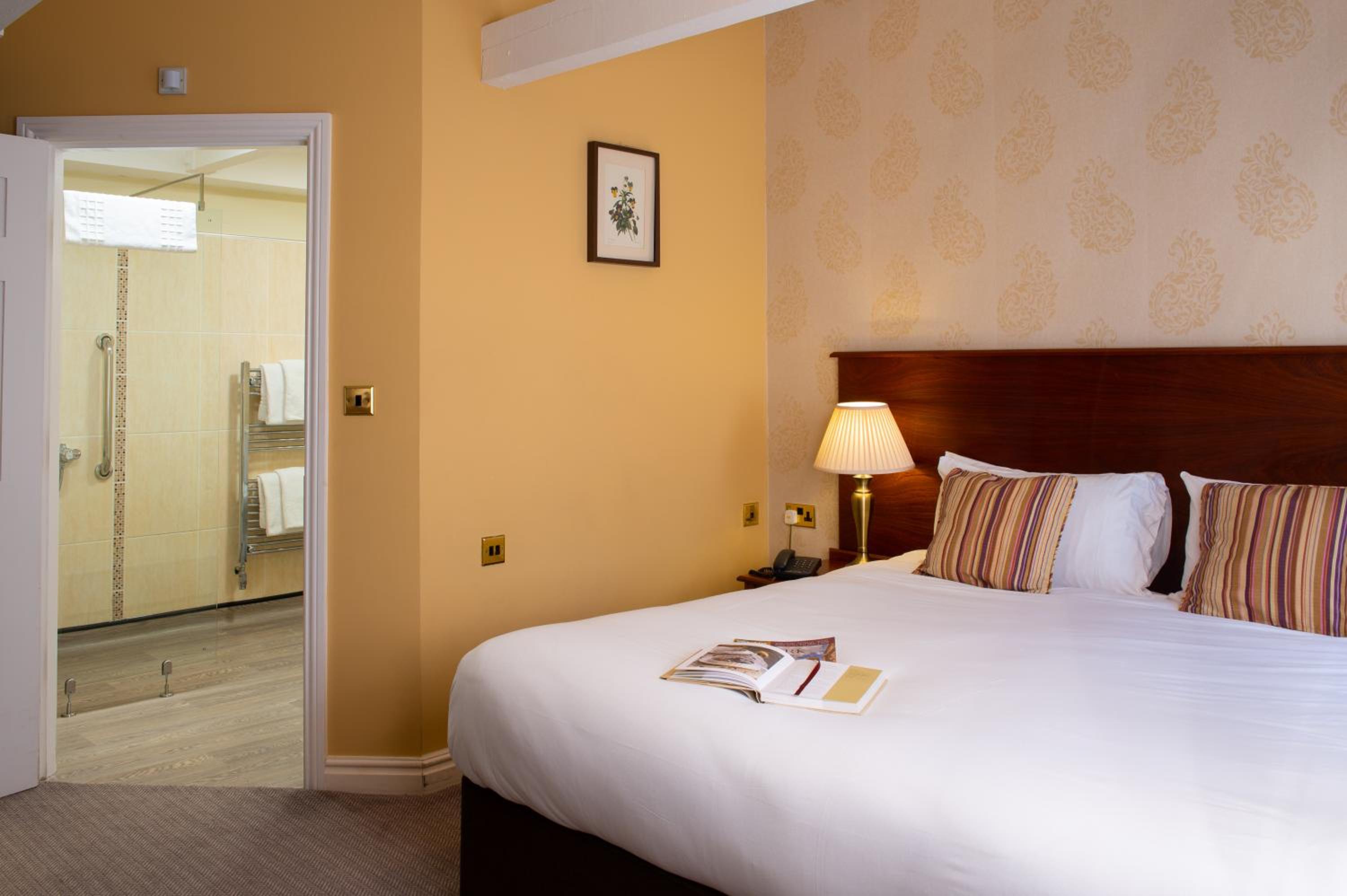 Double or Twin Room - Disability Access - Photo 2