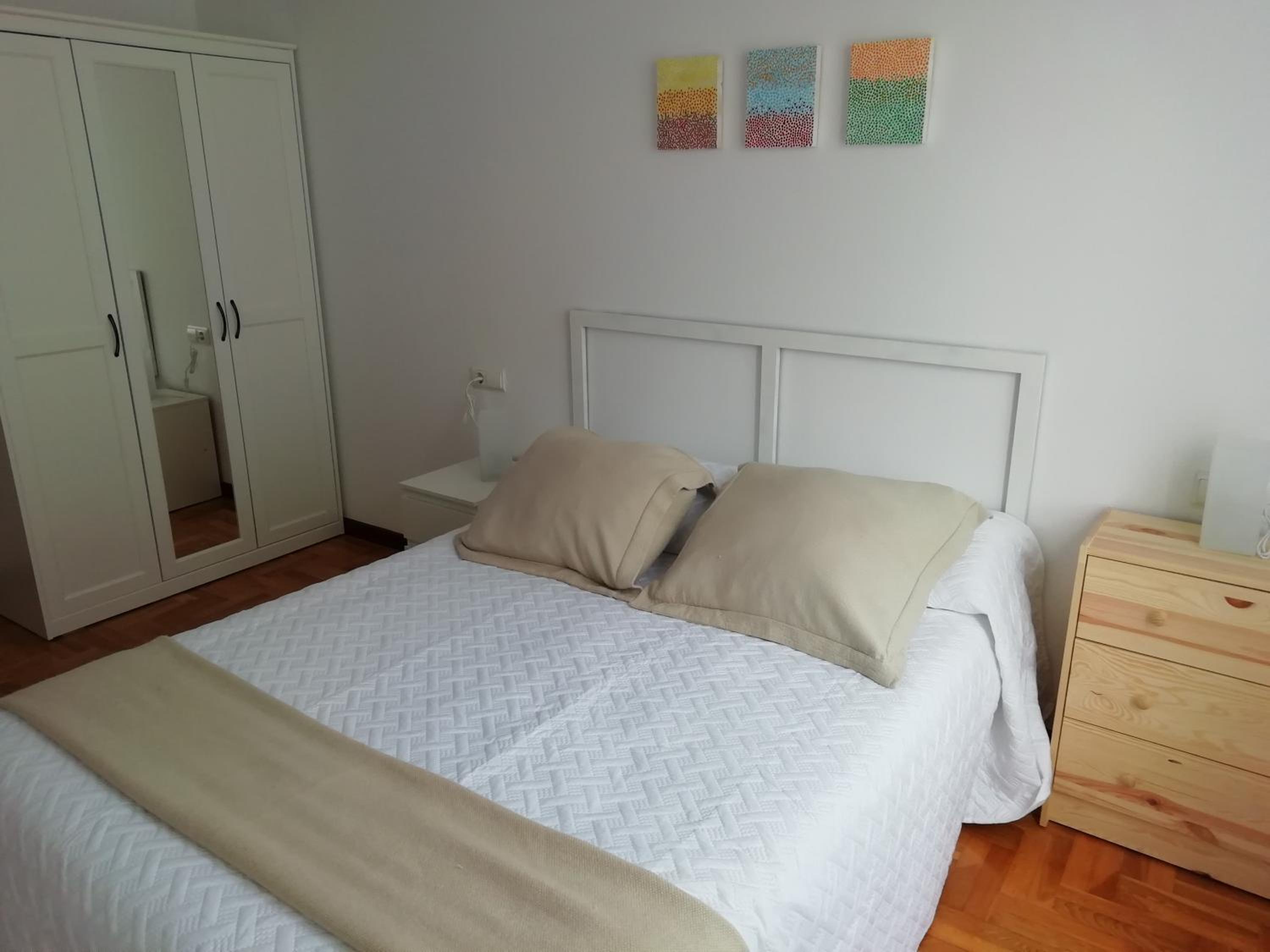 Two-Bedroom Apartment - Photo 14