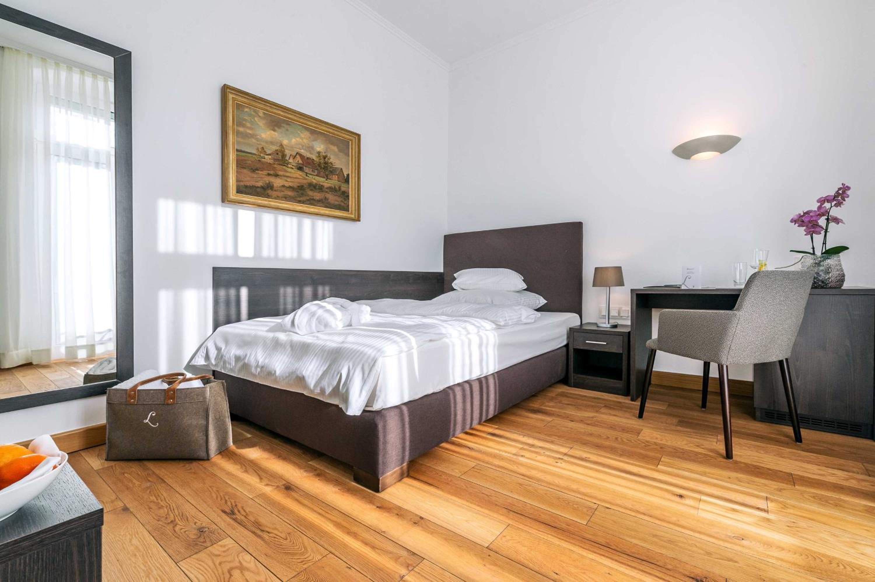 Standard Single Room