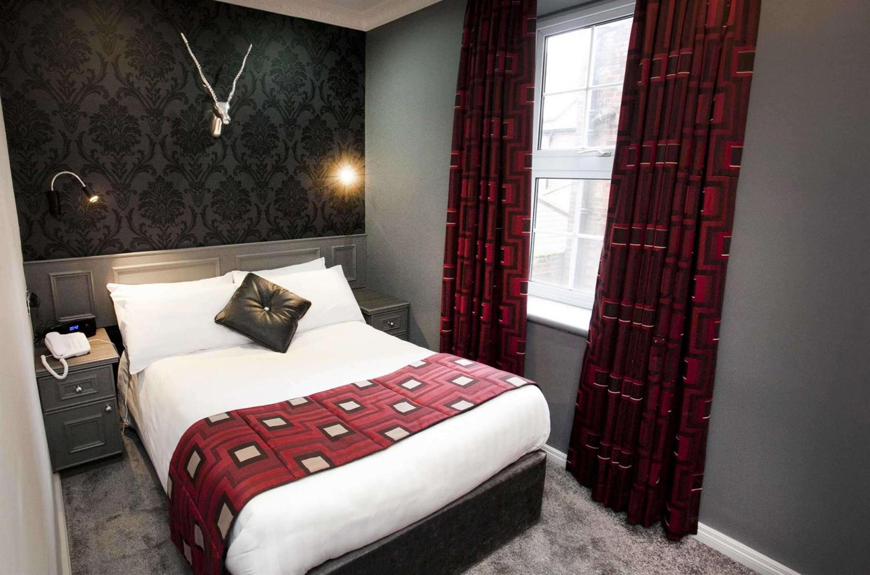 Standard Double Room - Non-Smoking - Photo 1