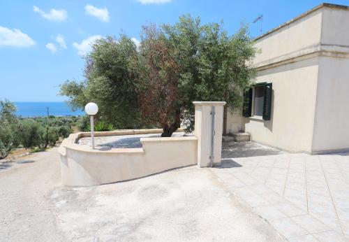 Three-Bedroom Villa photo 2