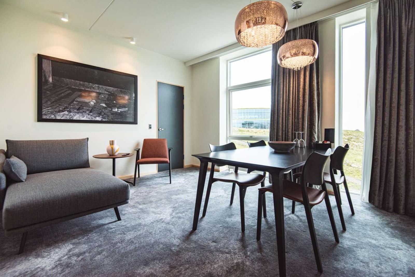 Suite - Photo 2