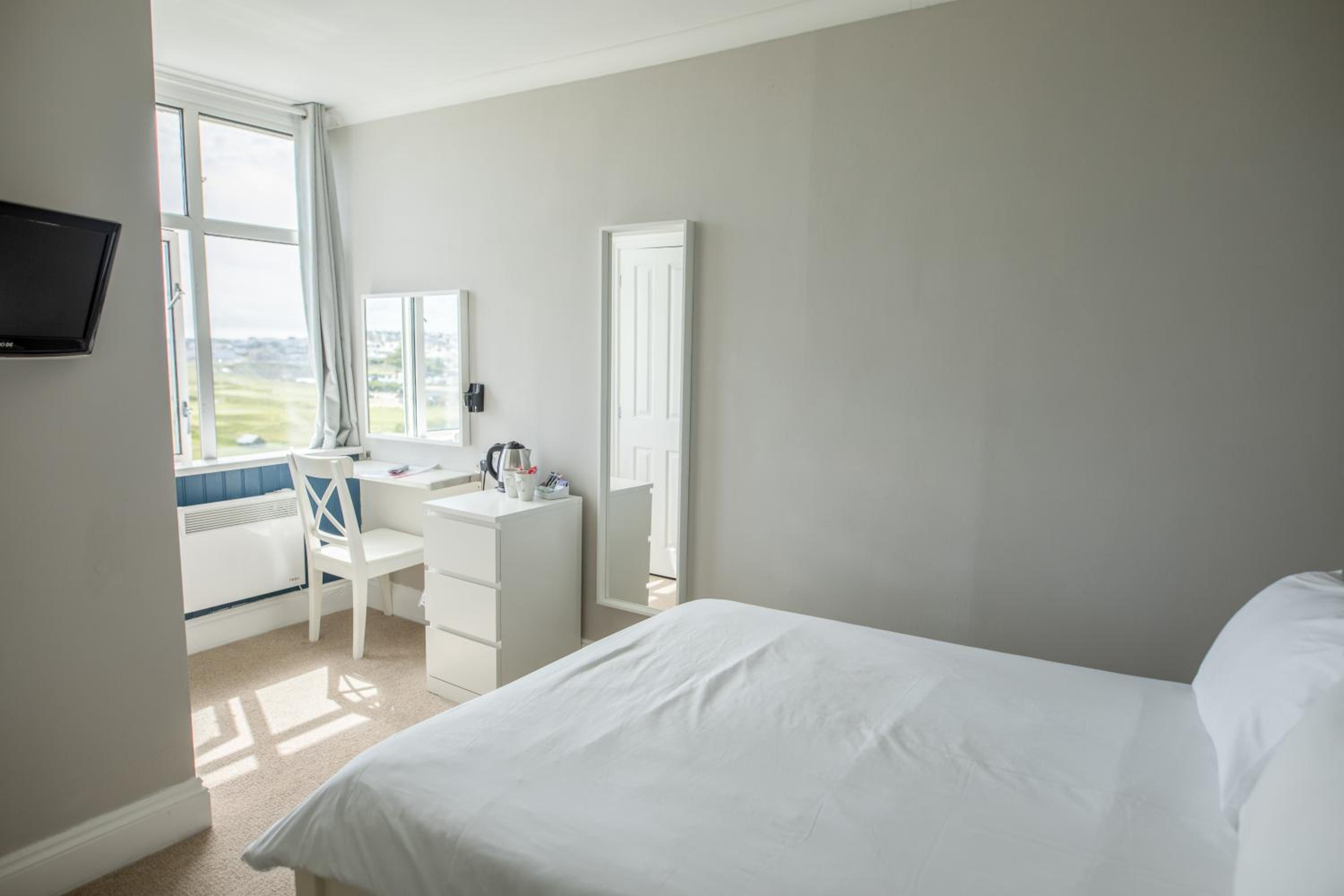 Double Room - Photo 14