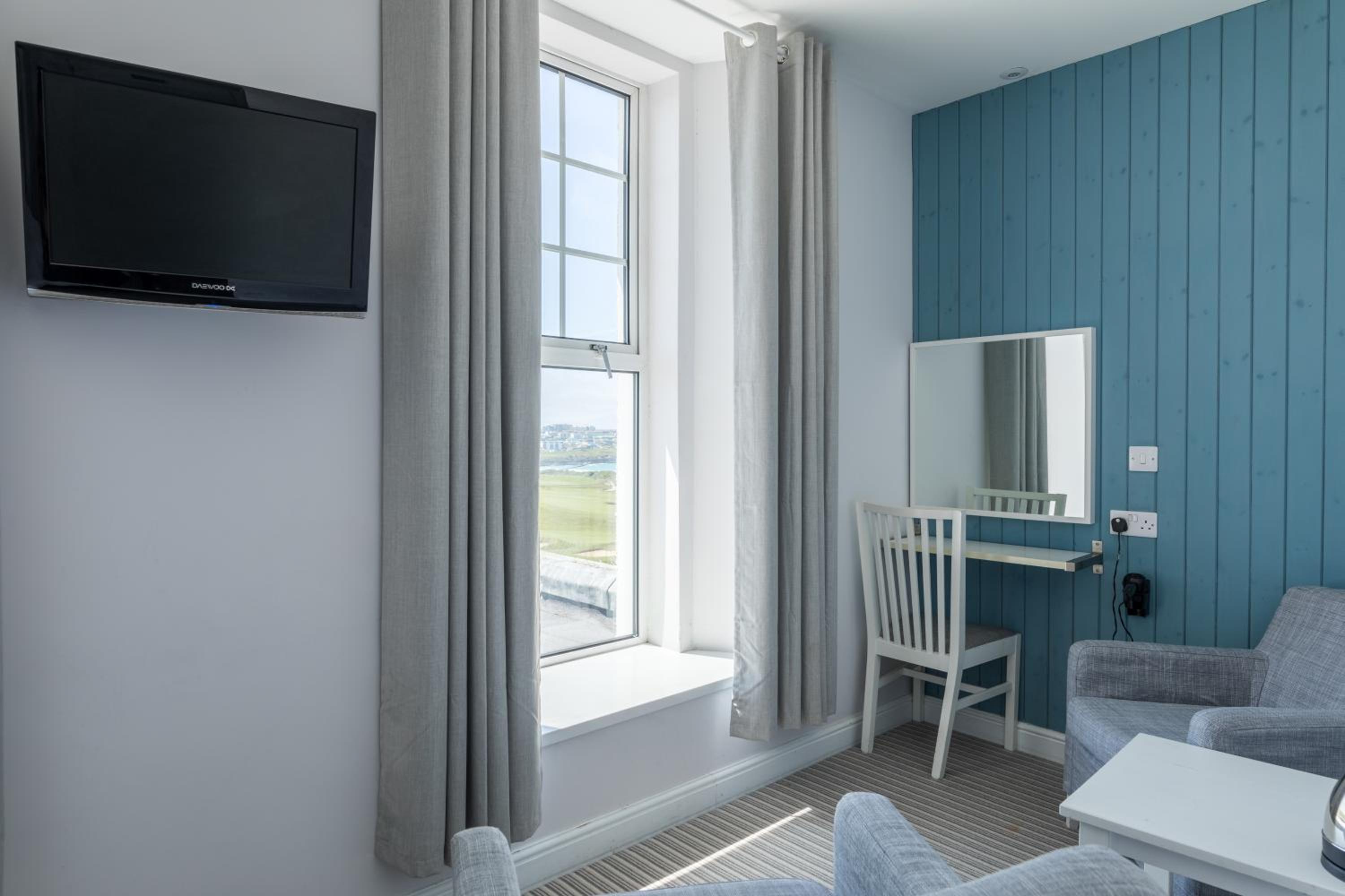 Double Room with Sea View - Photo 1