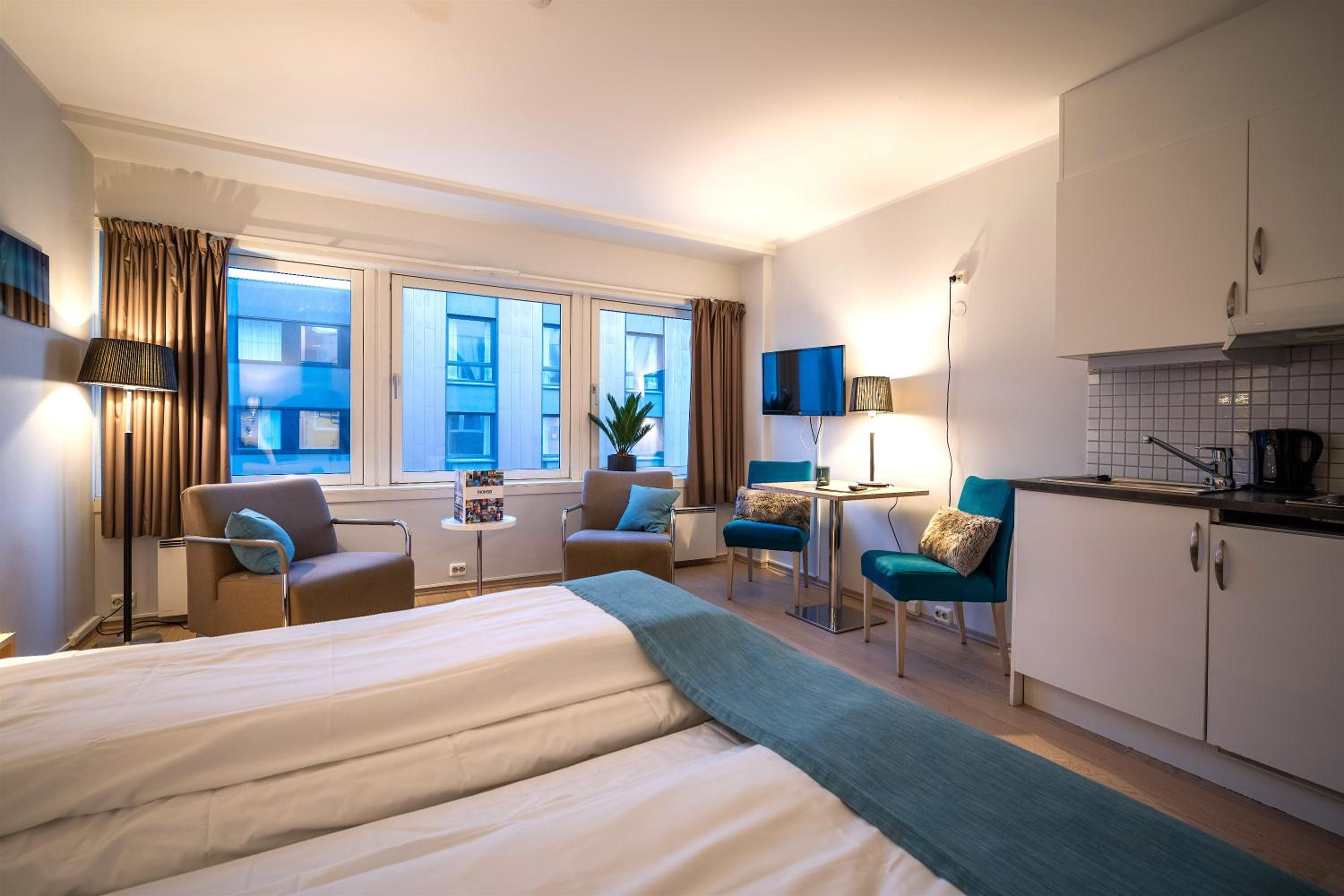 Superior Double Room - Photo 11