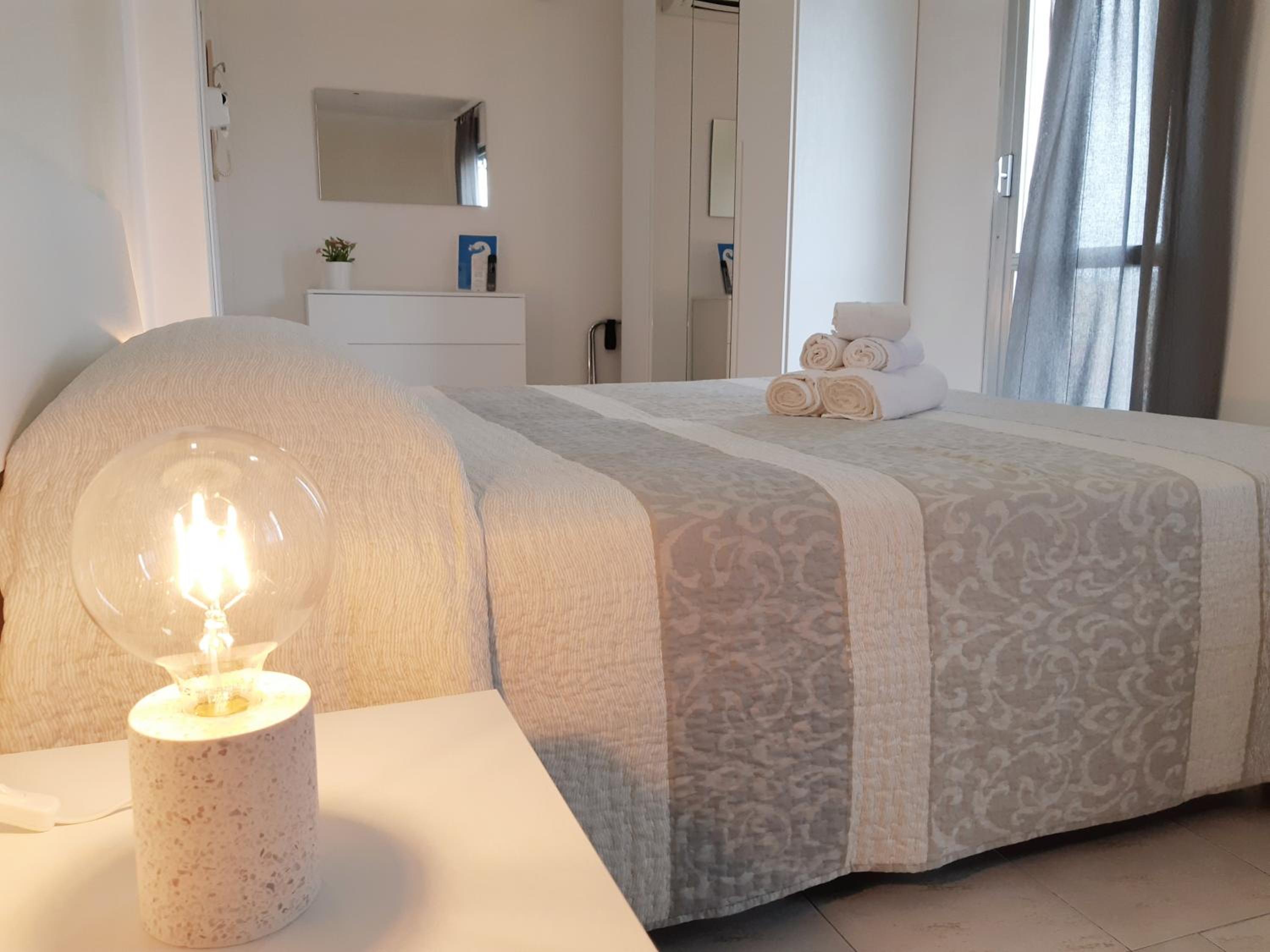 Superior Double Room - Photo 10