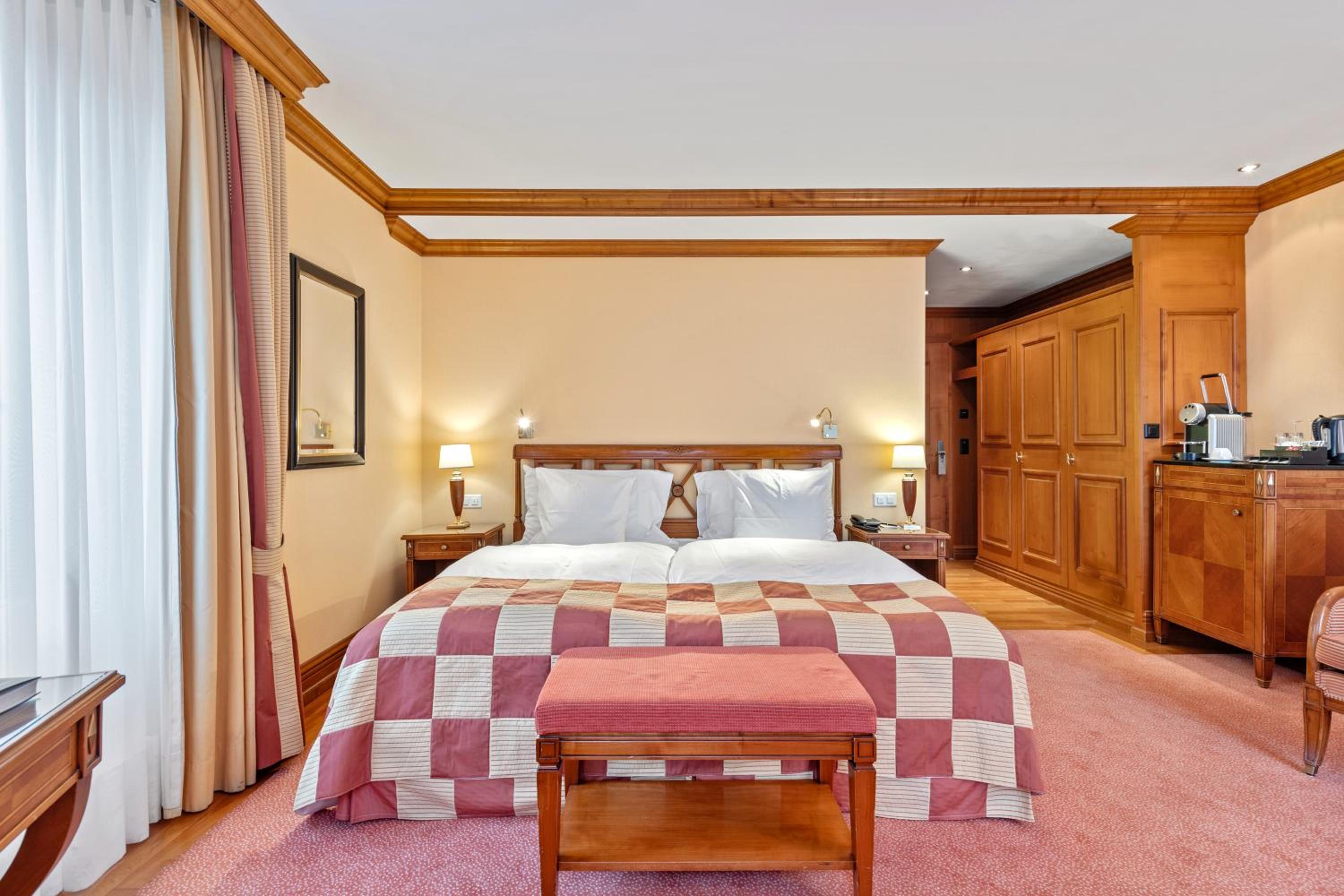Double Room - Photo 6
