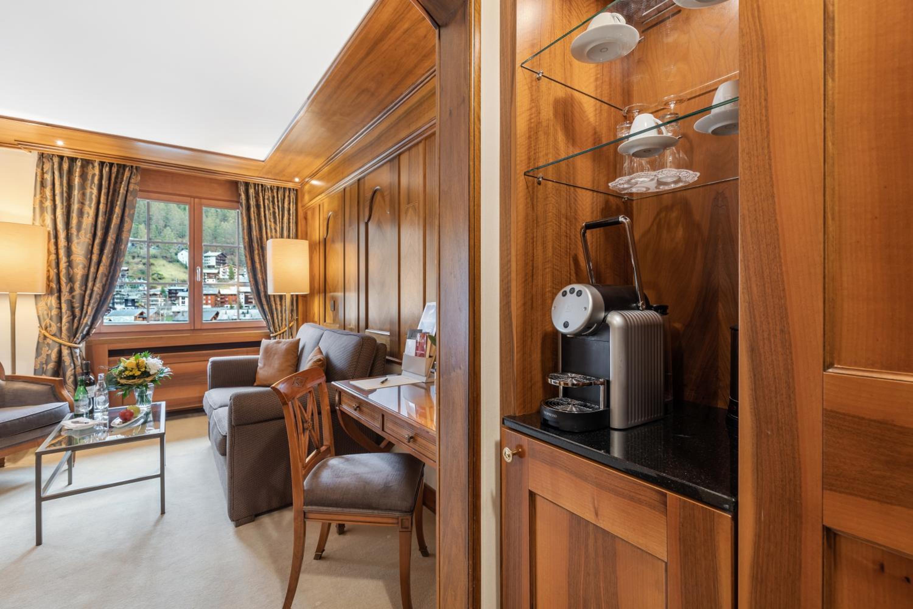 Double Room Deluxe - Photo 6