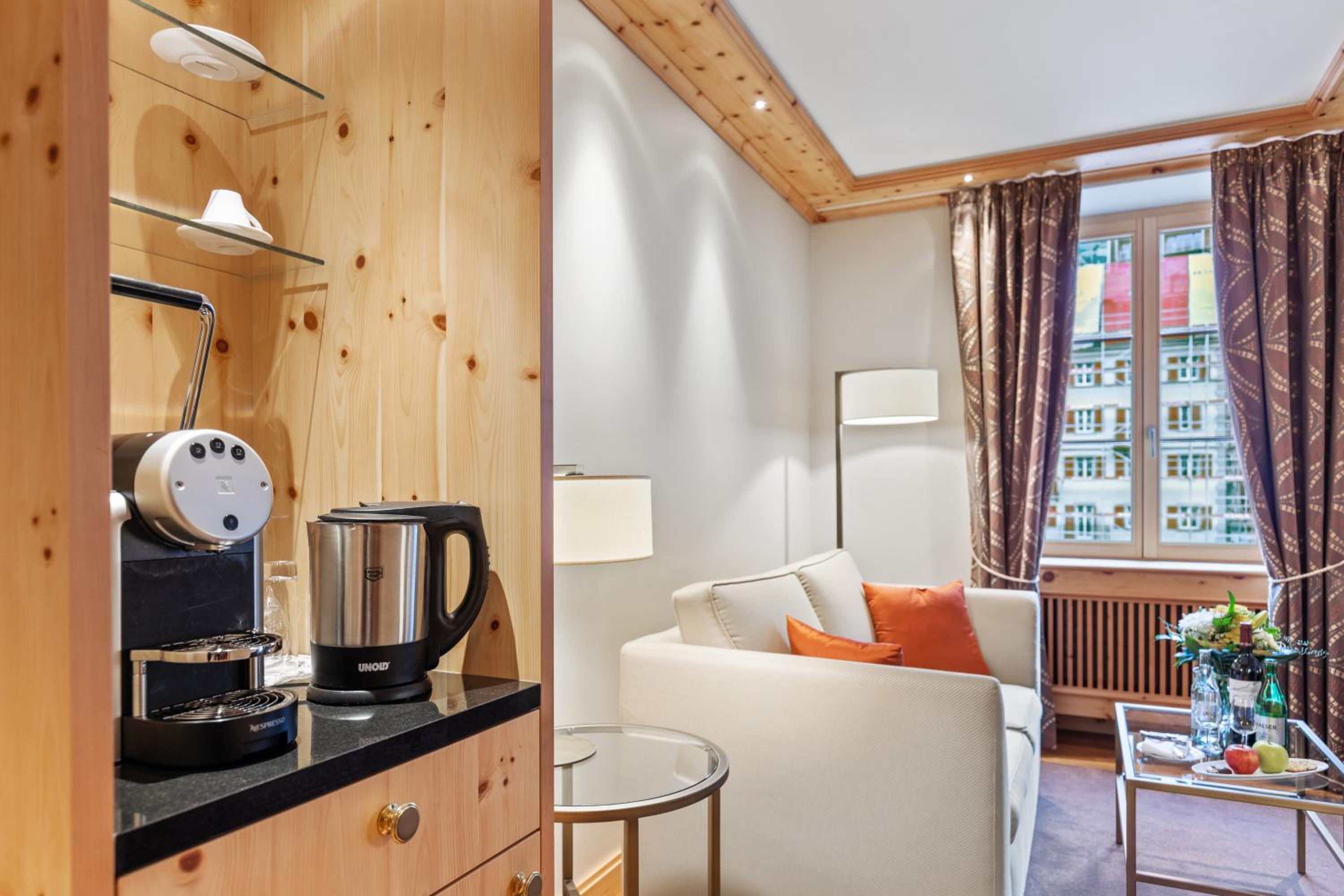 Double Room Deluxe with Matterhorn View - Photo 4