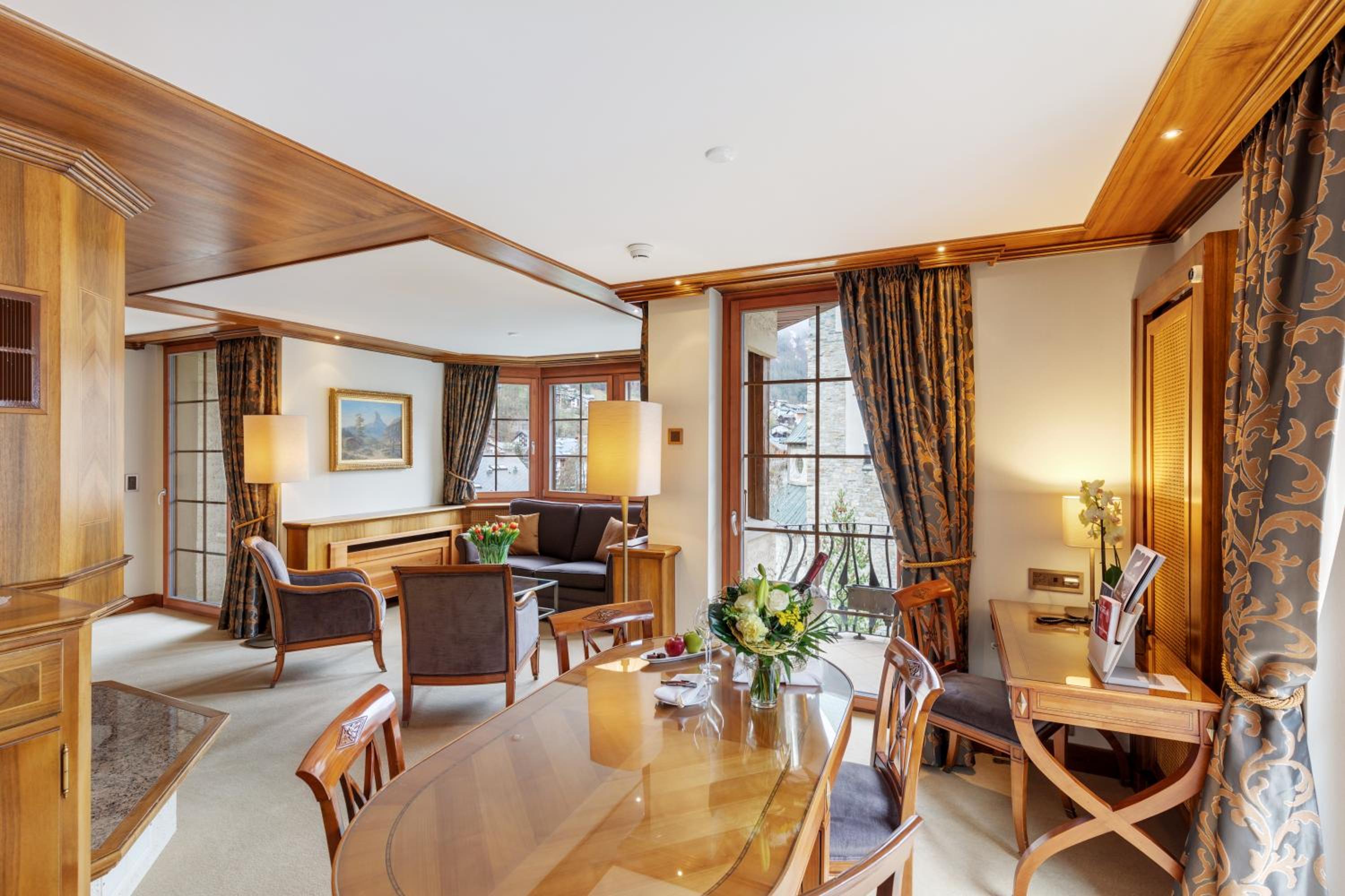 Grand Suite with Matterhorn View - Photo 11