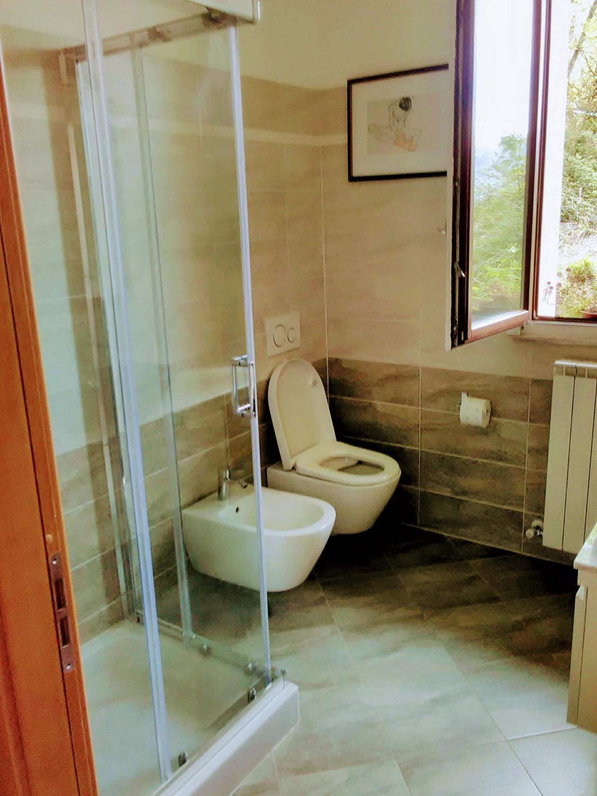 One-Bedroom Apartment - Photo 11