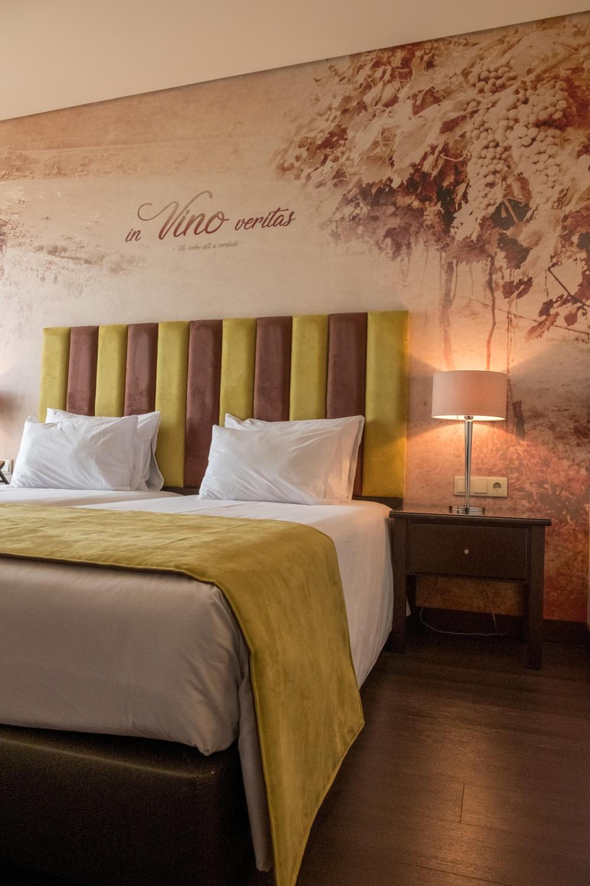 Twin Room - Photo 1