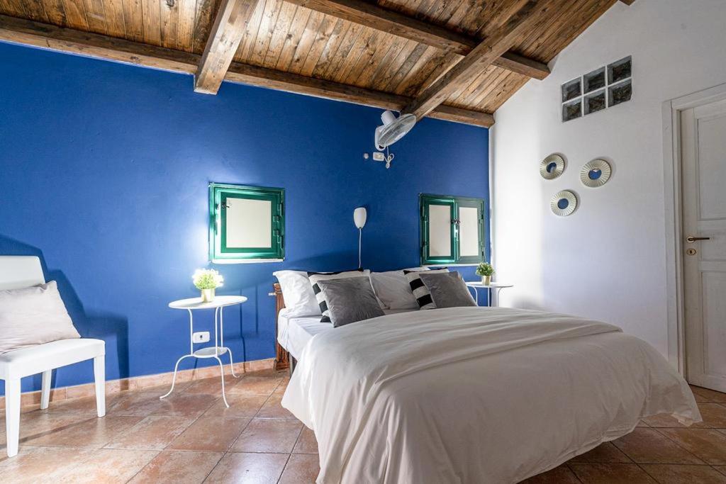 Double Room With Private Bathroom - Photo 8