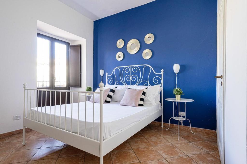 Double Room With Private Bathroom - Photo 11
