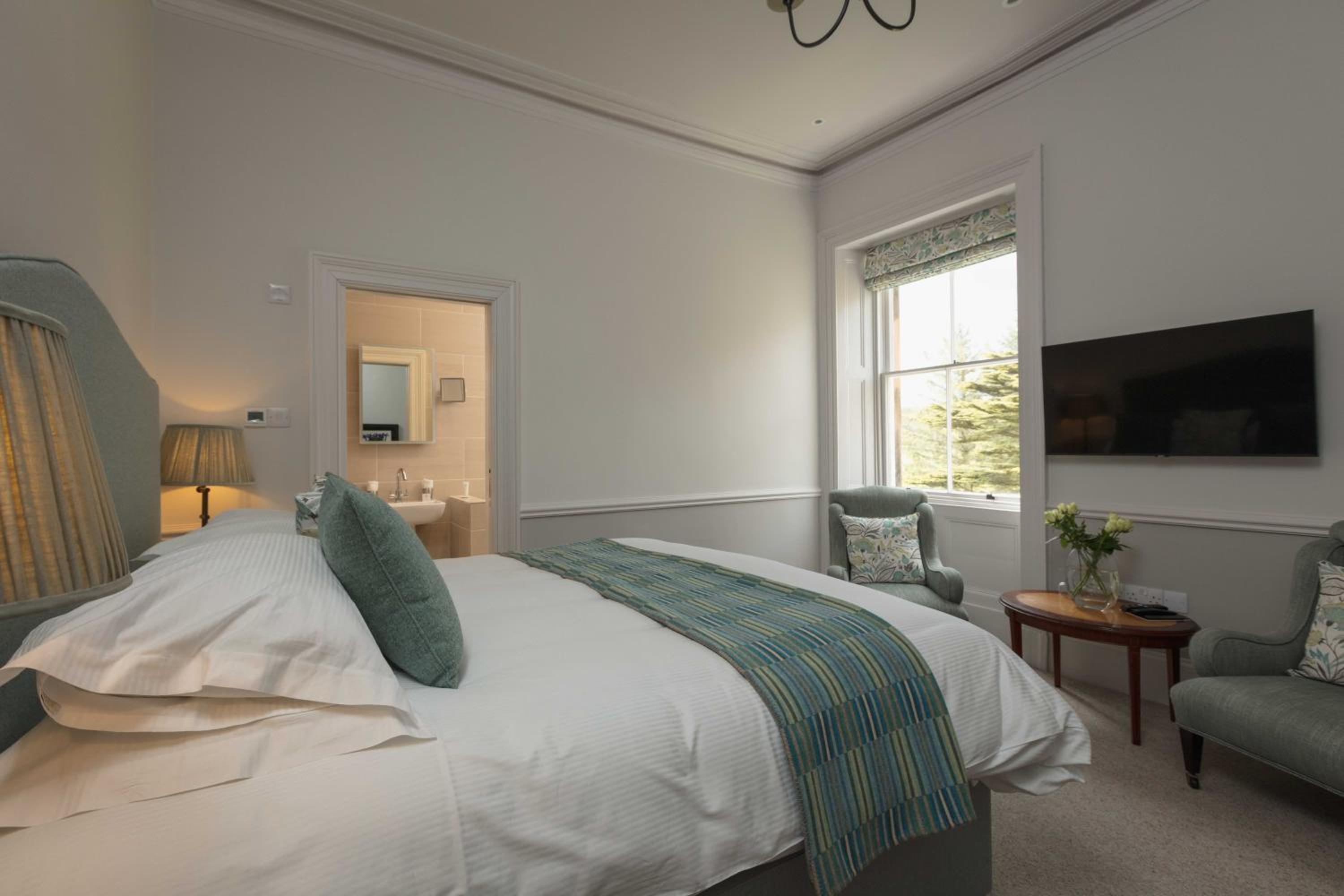 Standard Double Room with Garden View