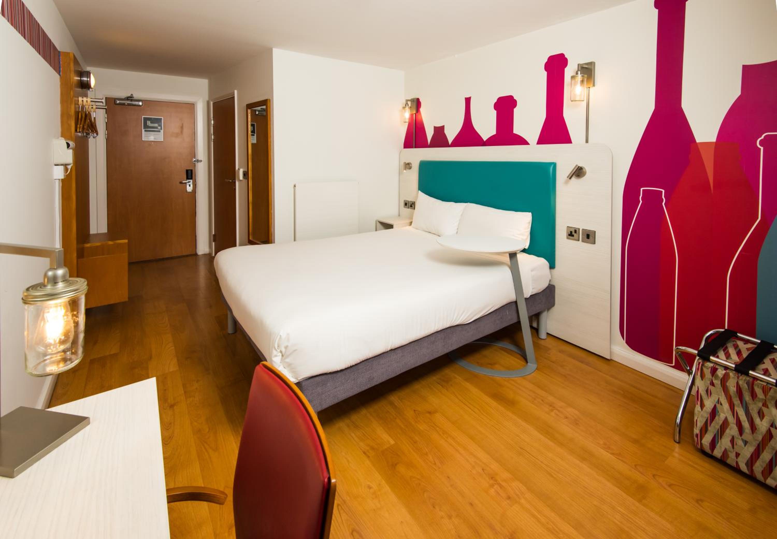 Queen Room - Photo 6
