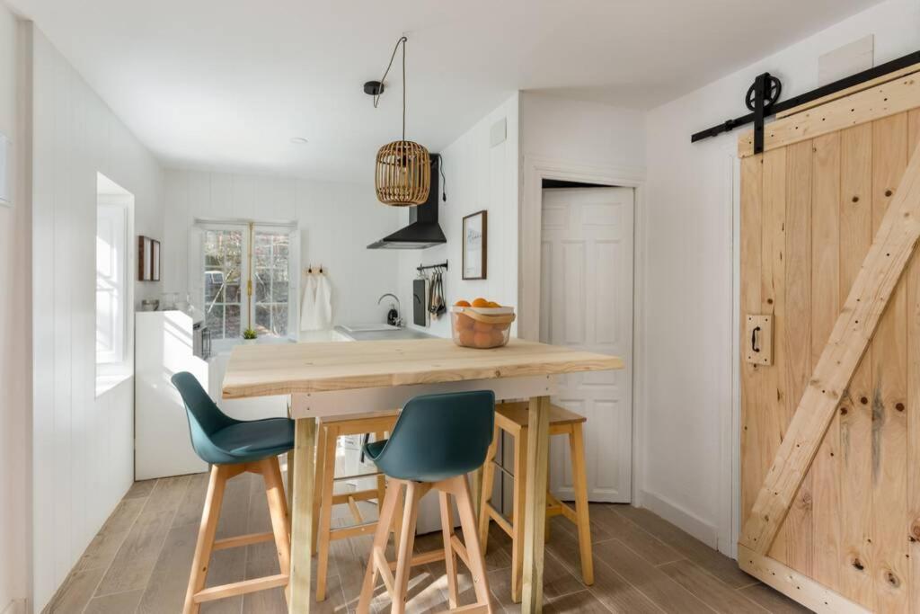 One-Bedroom House - Photo 8