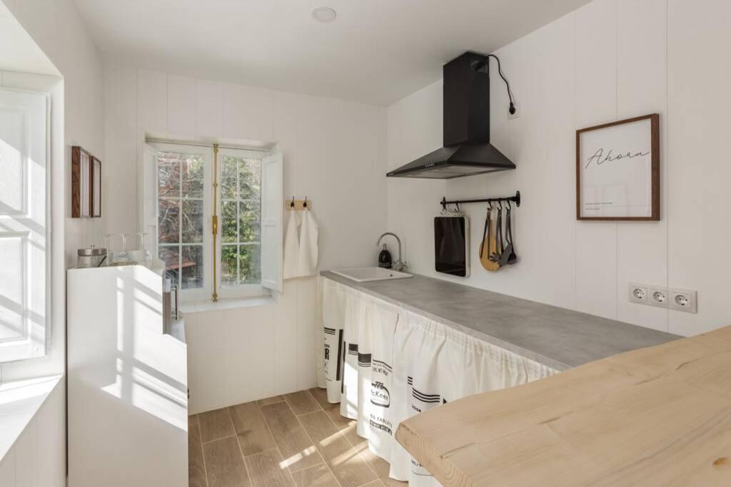 One-Bedroom House - Photo 11