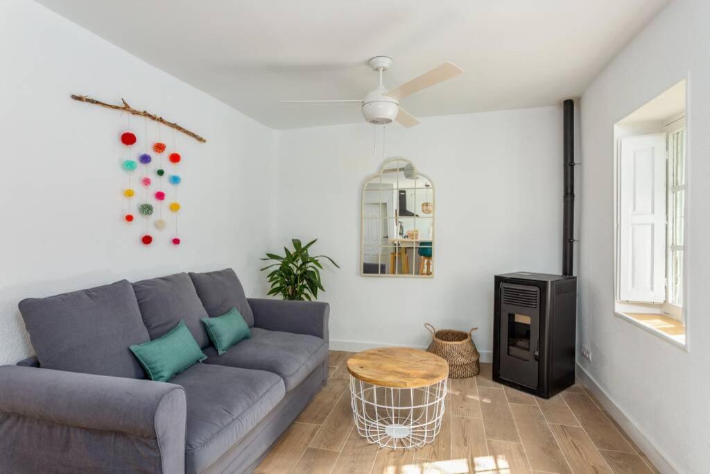 One-Bedroom House - Photo 1