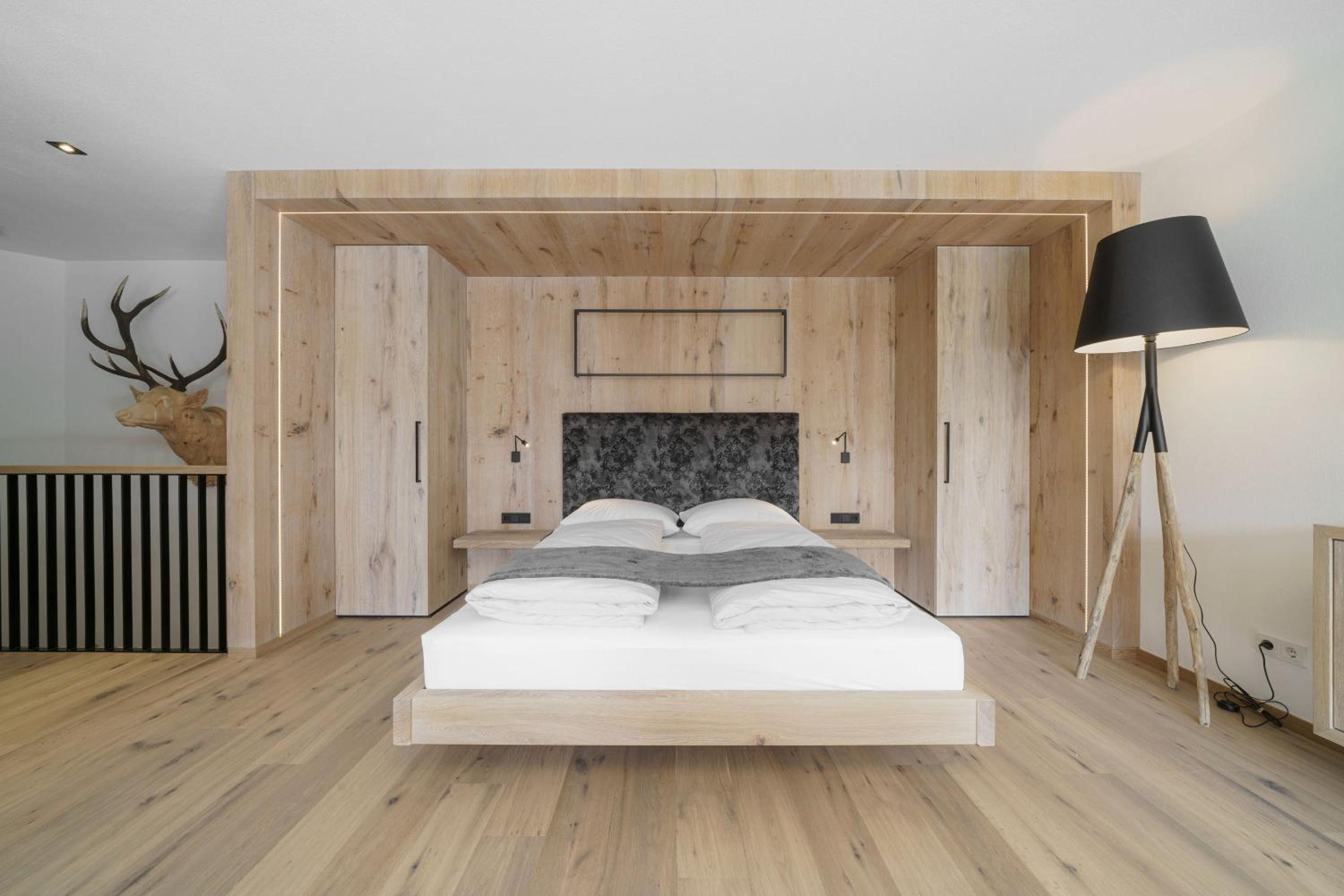 Deluxe Queen Room with Two Queen Beds