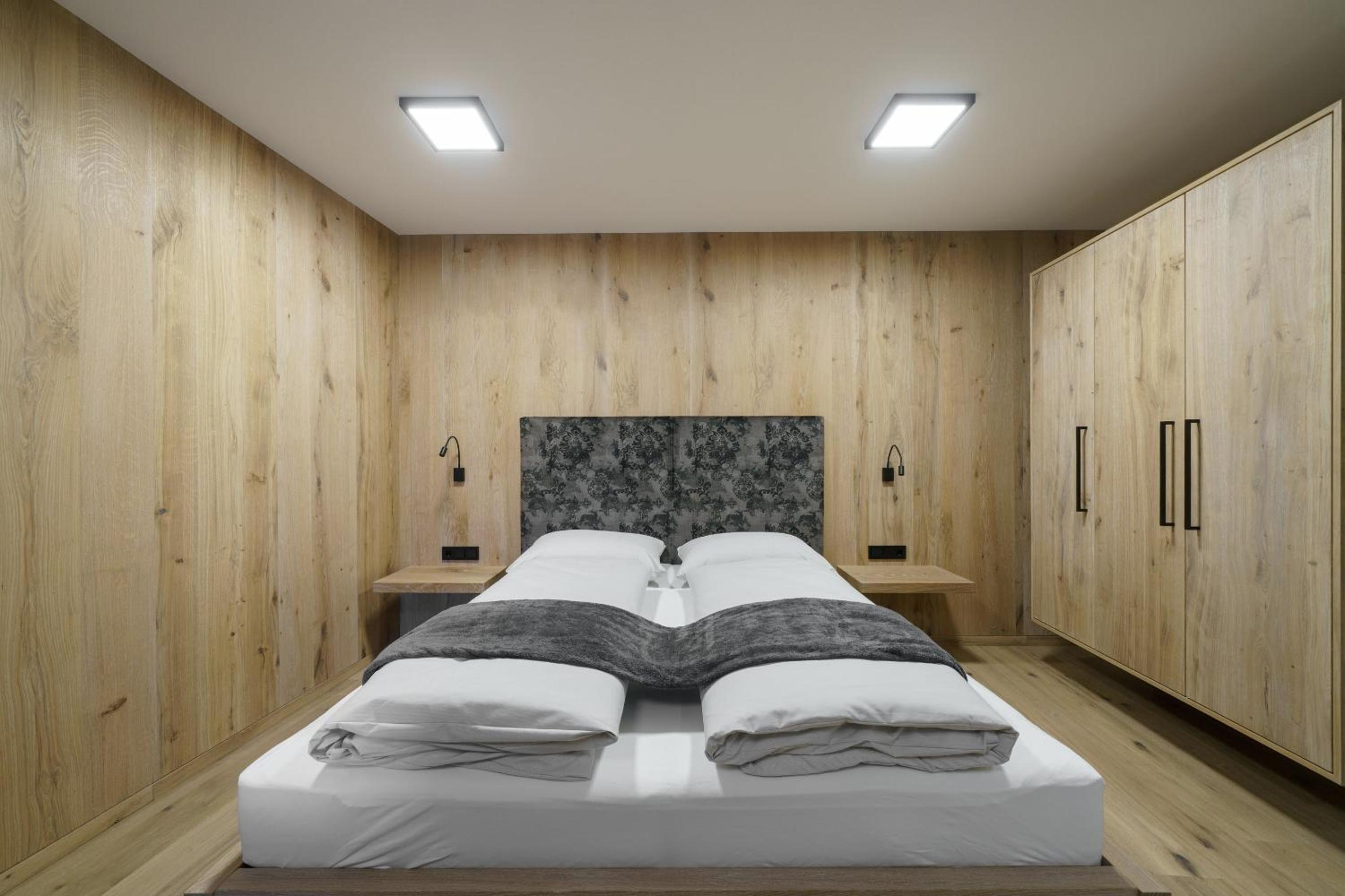 Superior Queen Room with Two Queen Beds