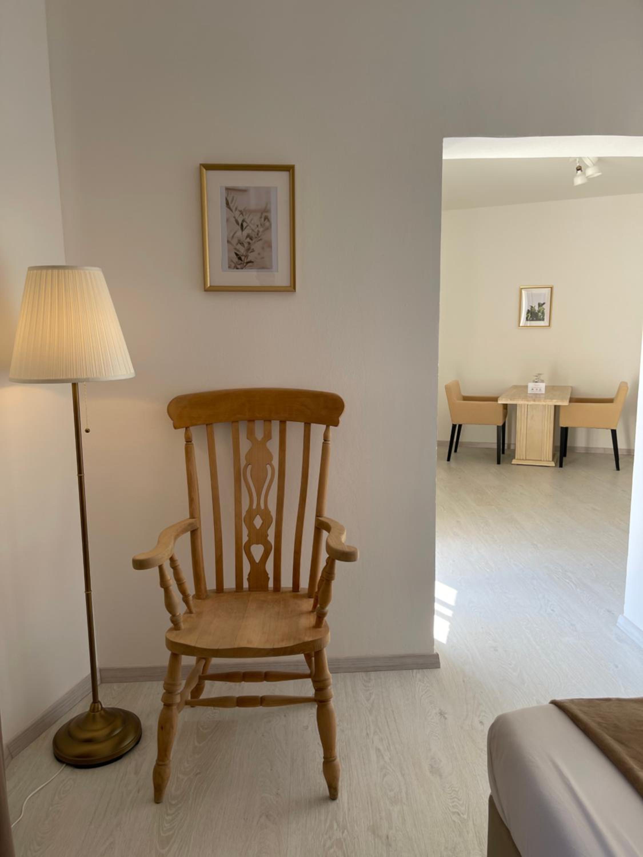 Apartment with Balcony - Photo 4