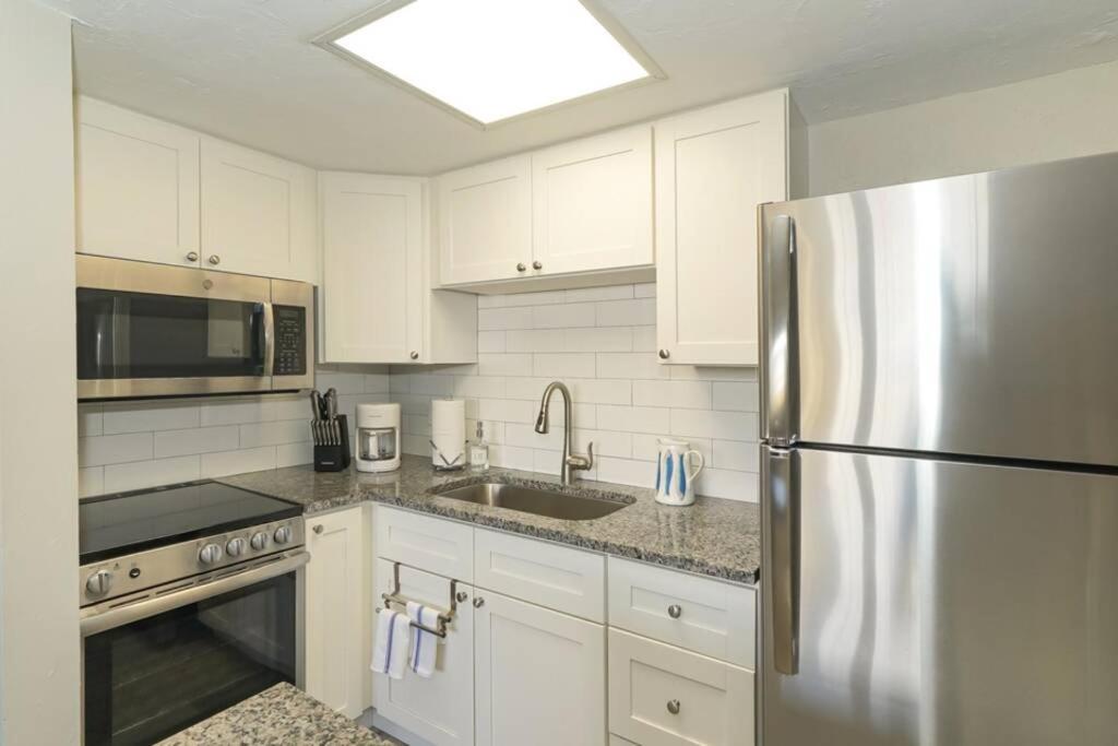 One-Bedroom Apartment - Photo 16