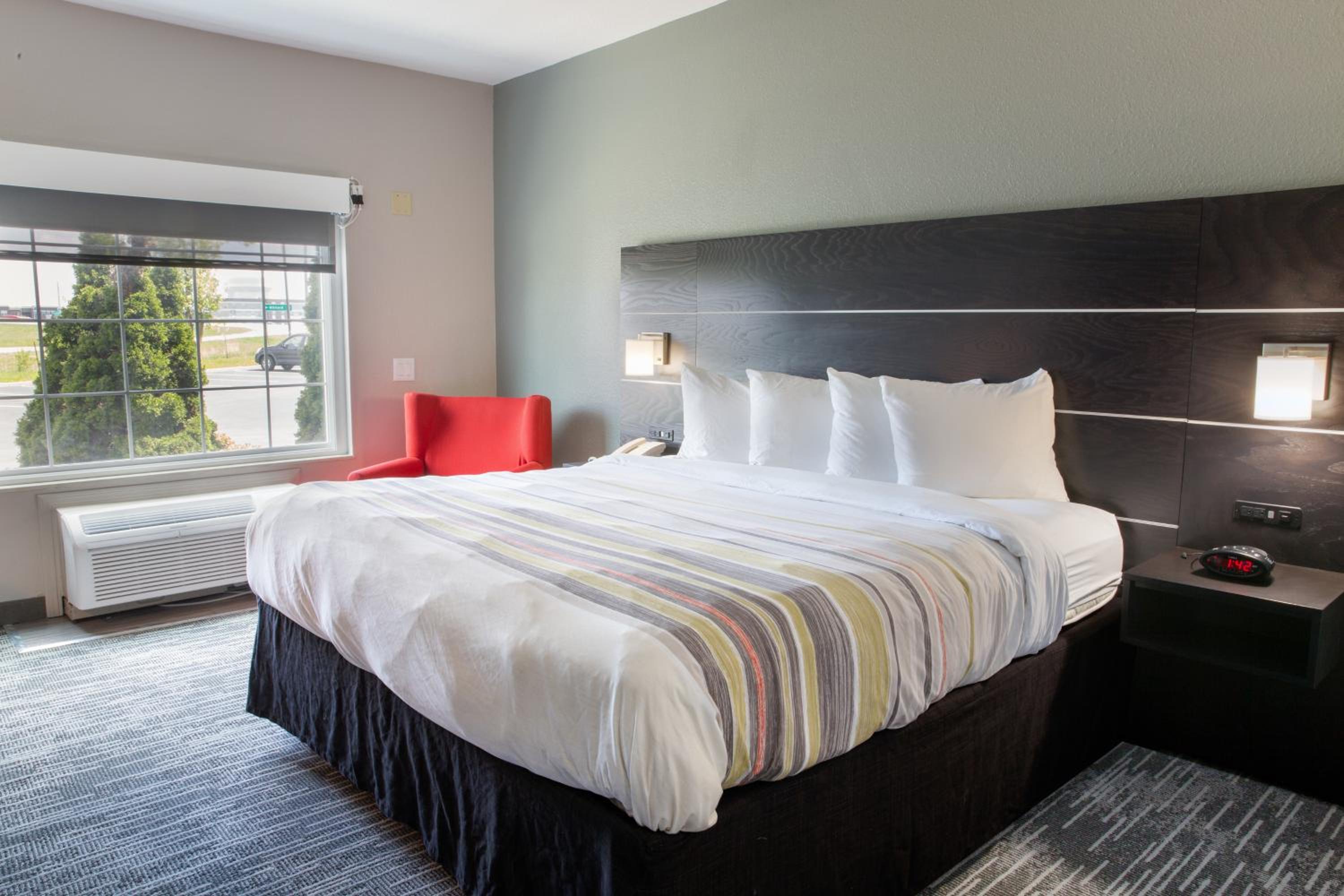 King Room - Disability Access - Photo 1