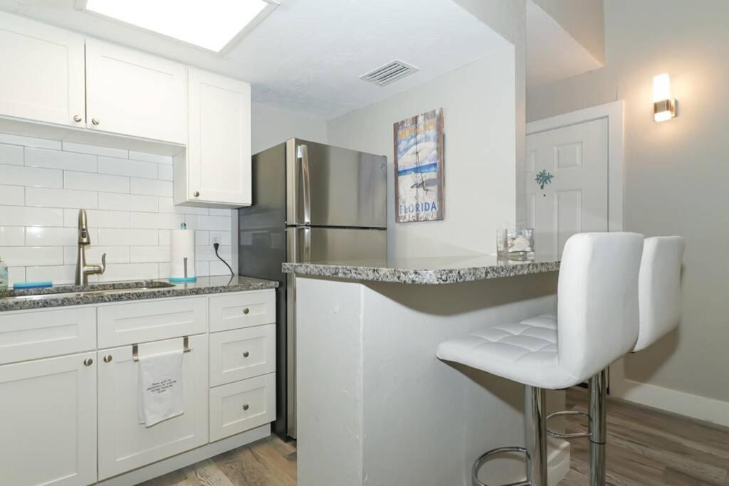 One-Bedroom Apartment - Photo 13