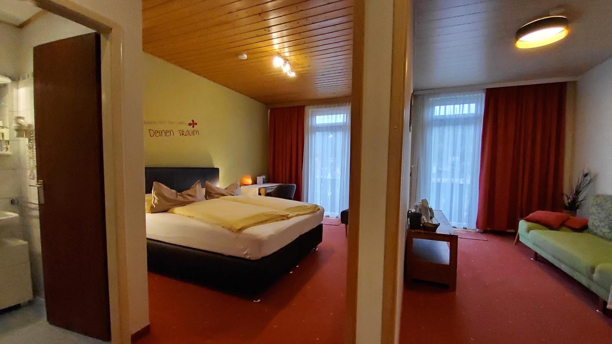 Junior Suite With Balcony photo 3