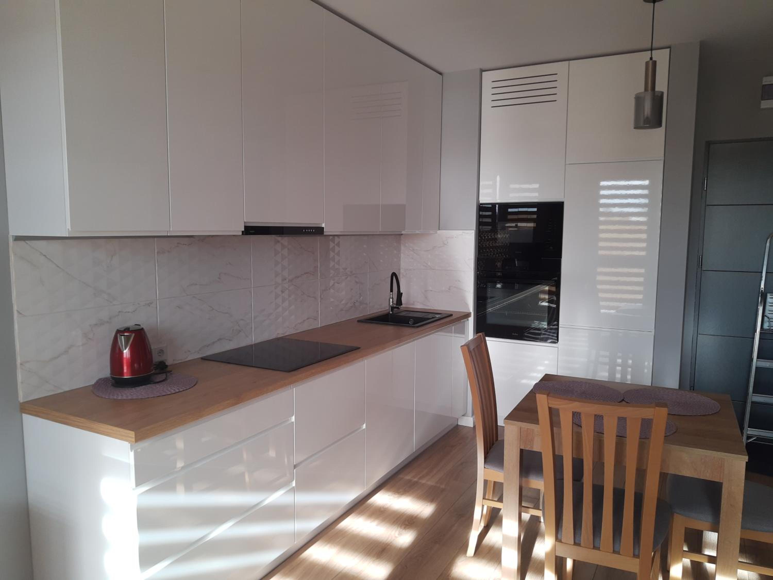 One-Bedroom Apartment - Photo 8