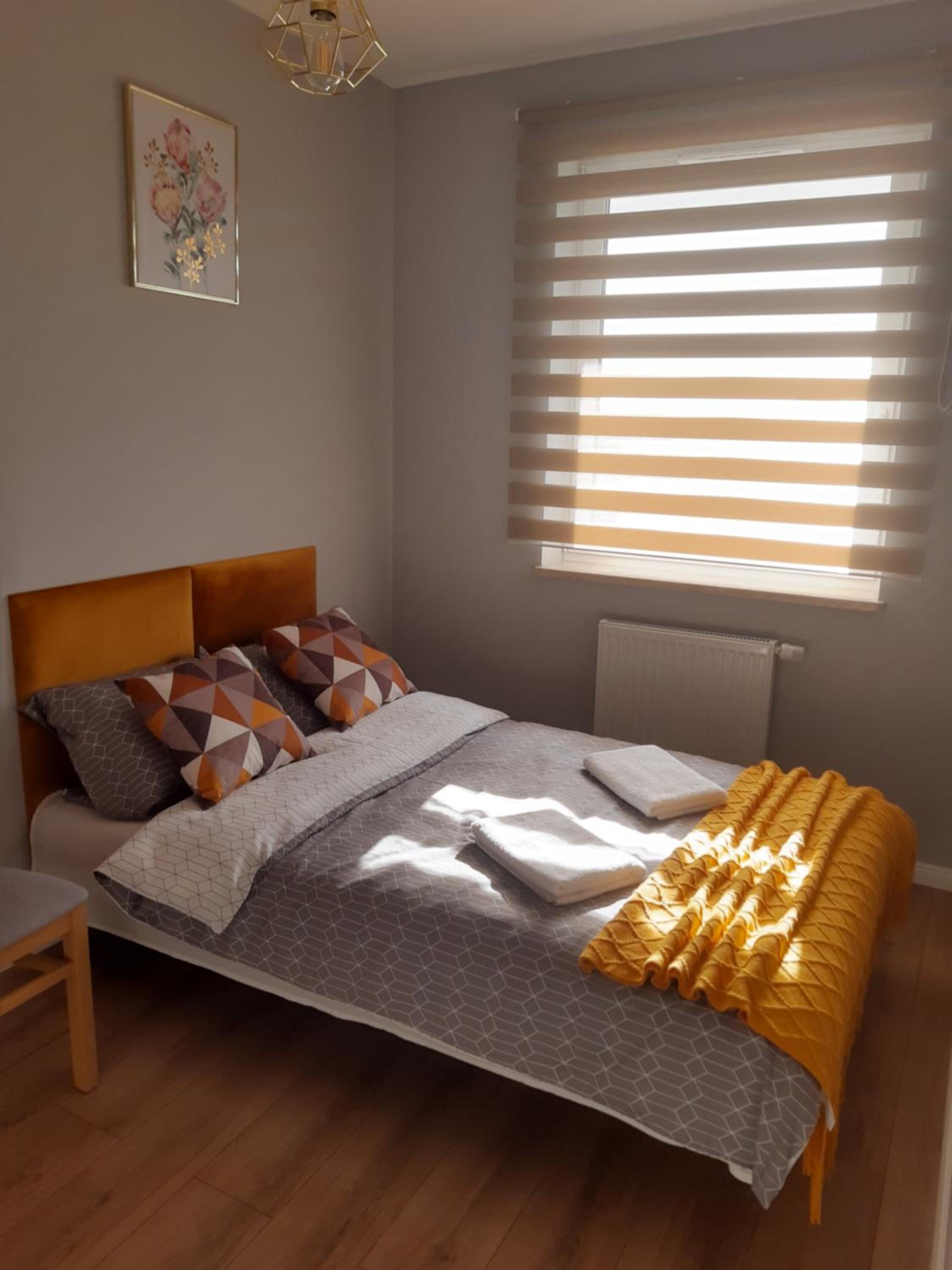One-Bedroom Apartment - Photo 9