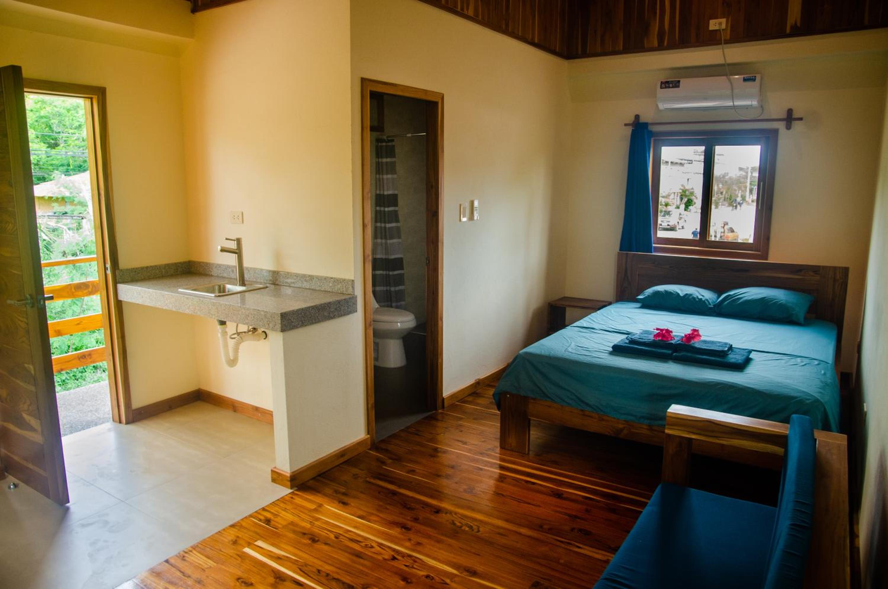 Triple Room with Balcony photo 3