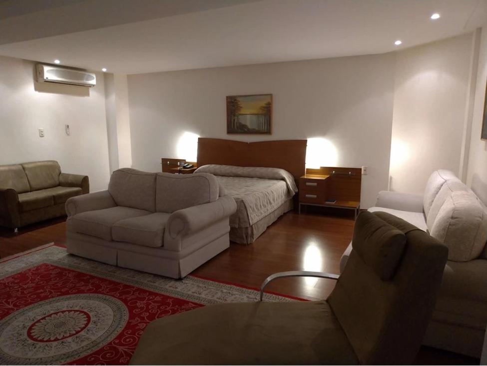 King Suite with Spa Bath