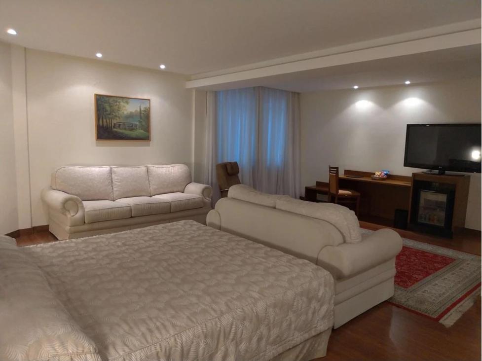 King Suite with Spa Bath photo 2