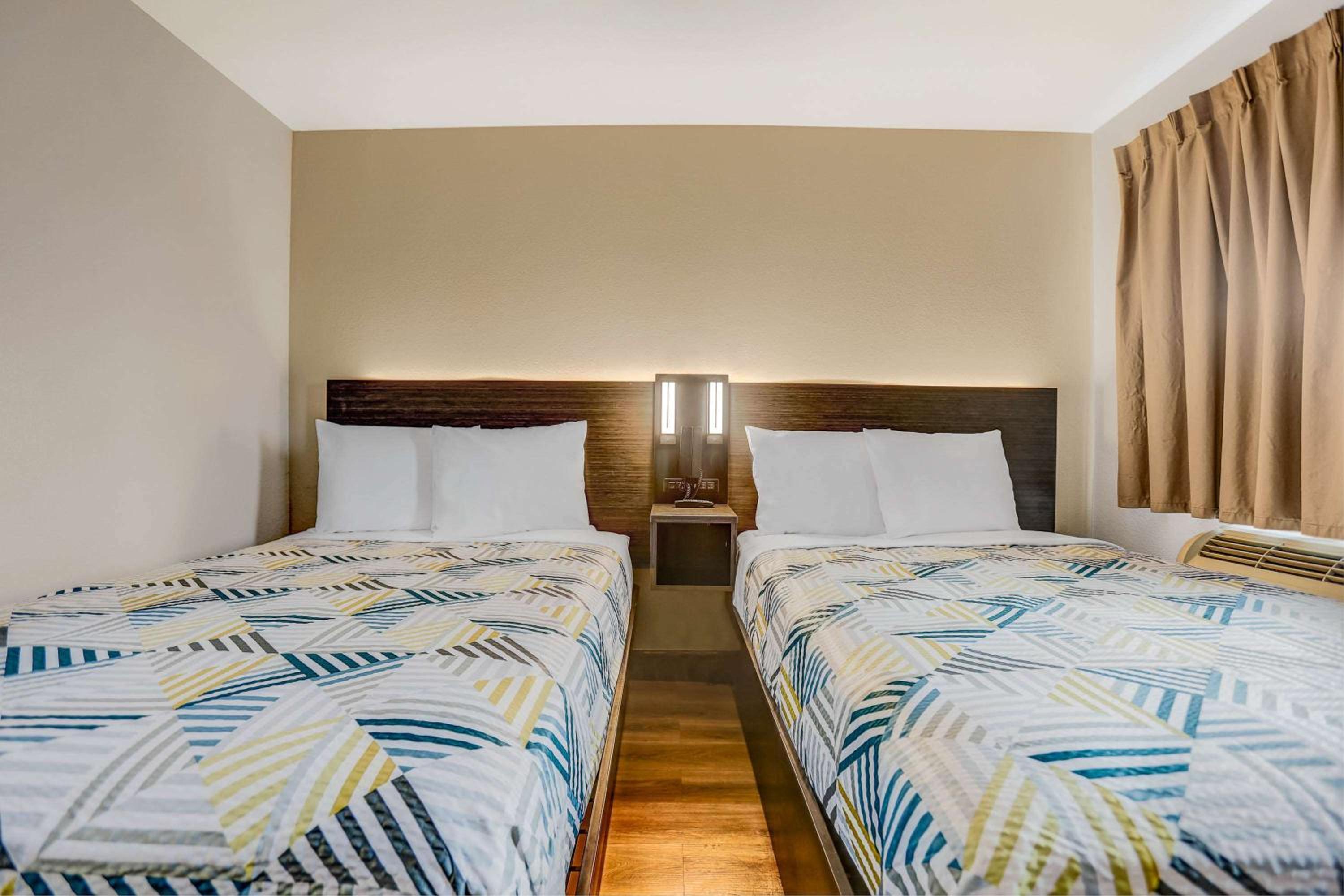 2 Full Beds | Non-Smoking, Mini Fridge