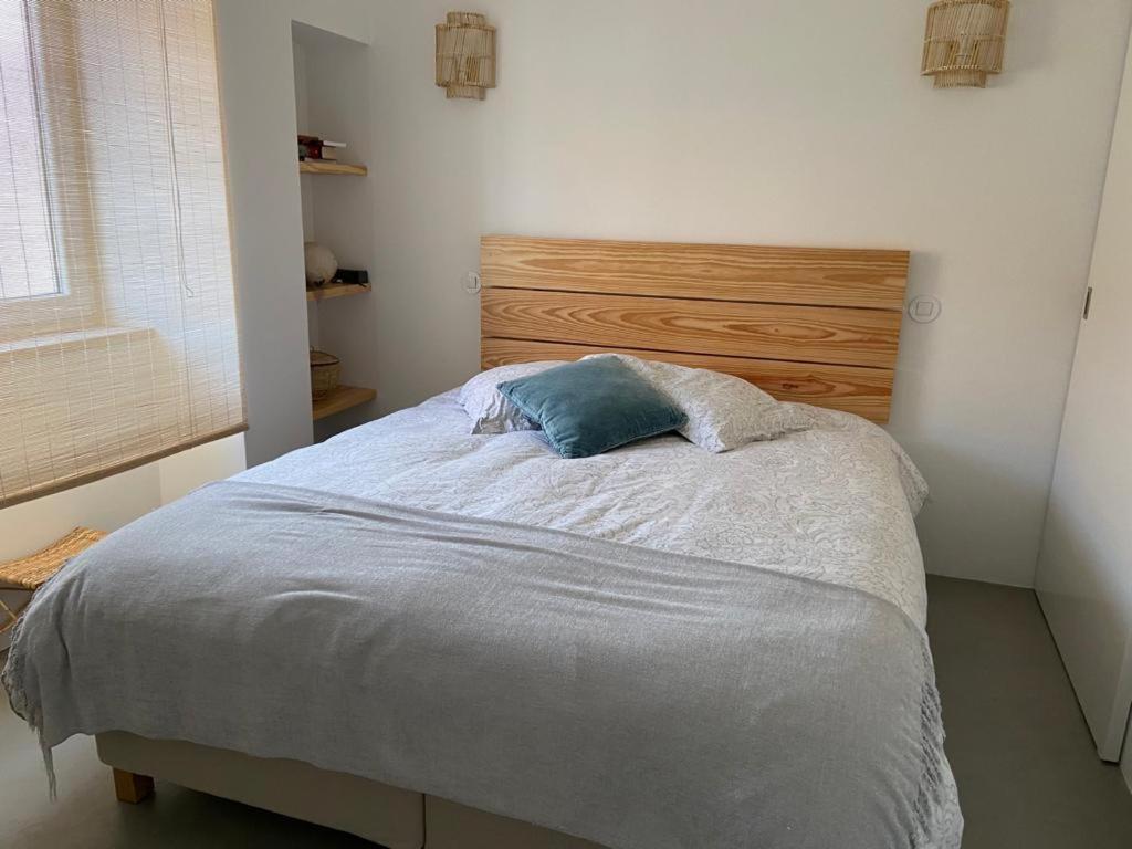 Two-Bedroom House - Photo 10