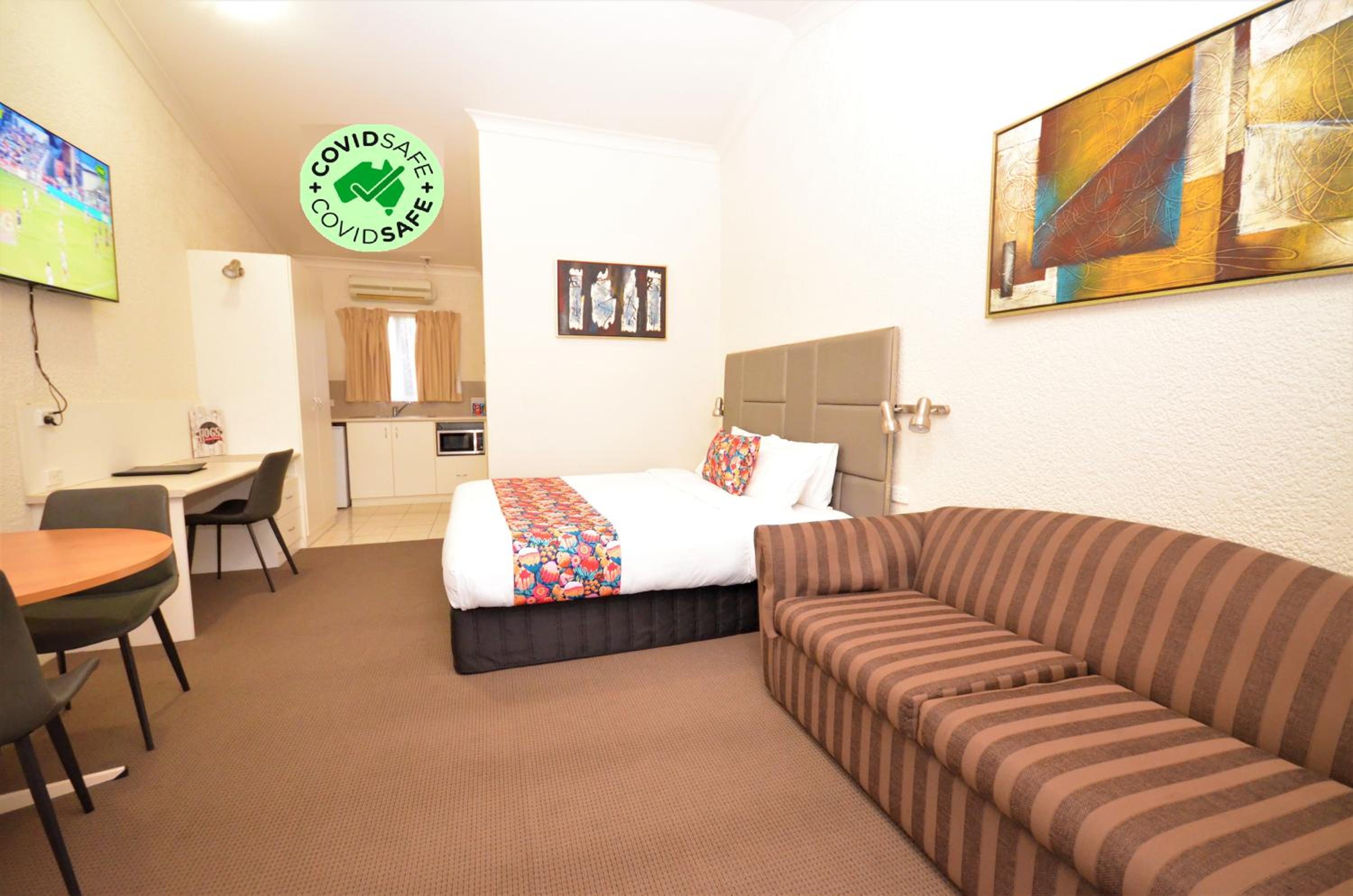 King Suite photo 3