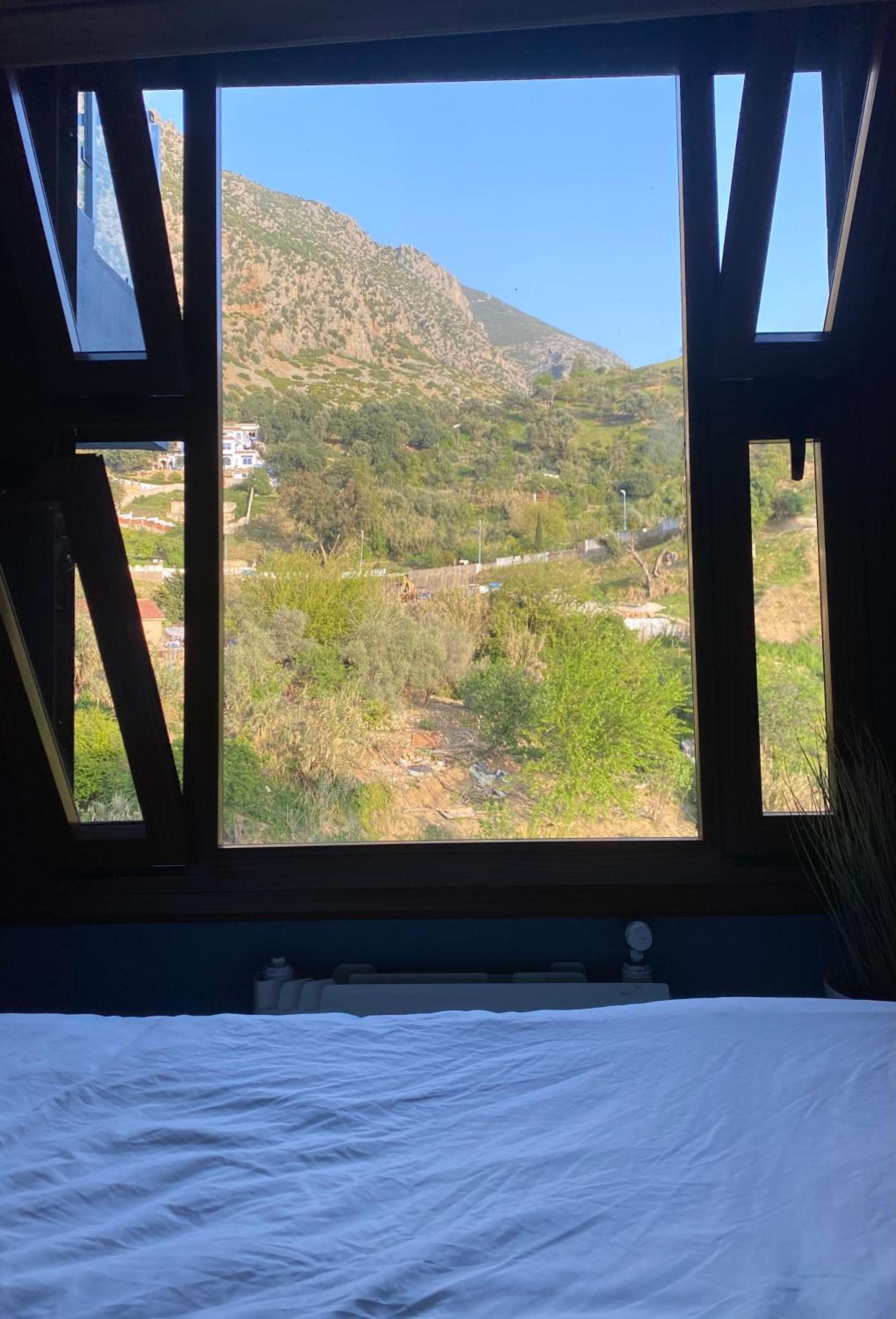 Small Wood Cabin With Mountain View